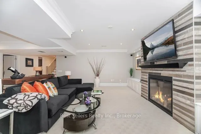 1595 Calverton Court