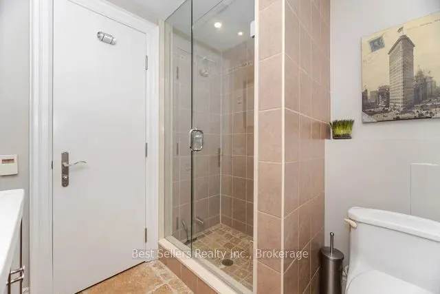 1595 Calverton Court