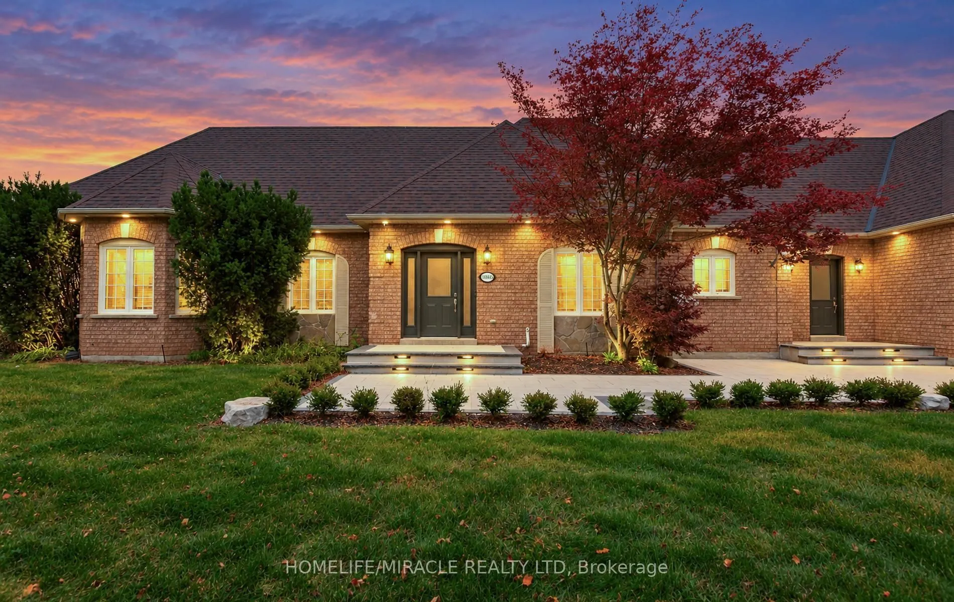 11045 Inglis Drive