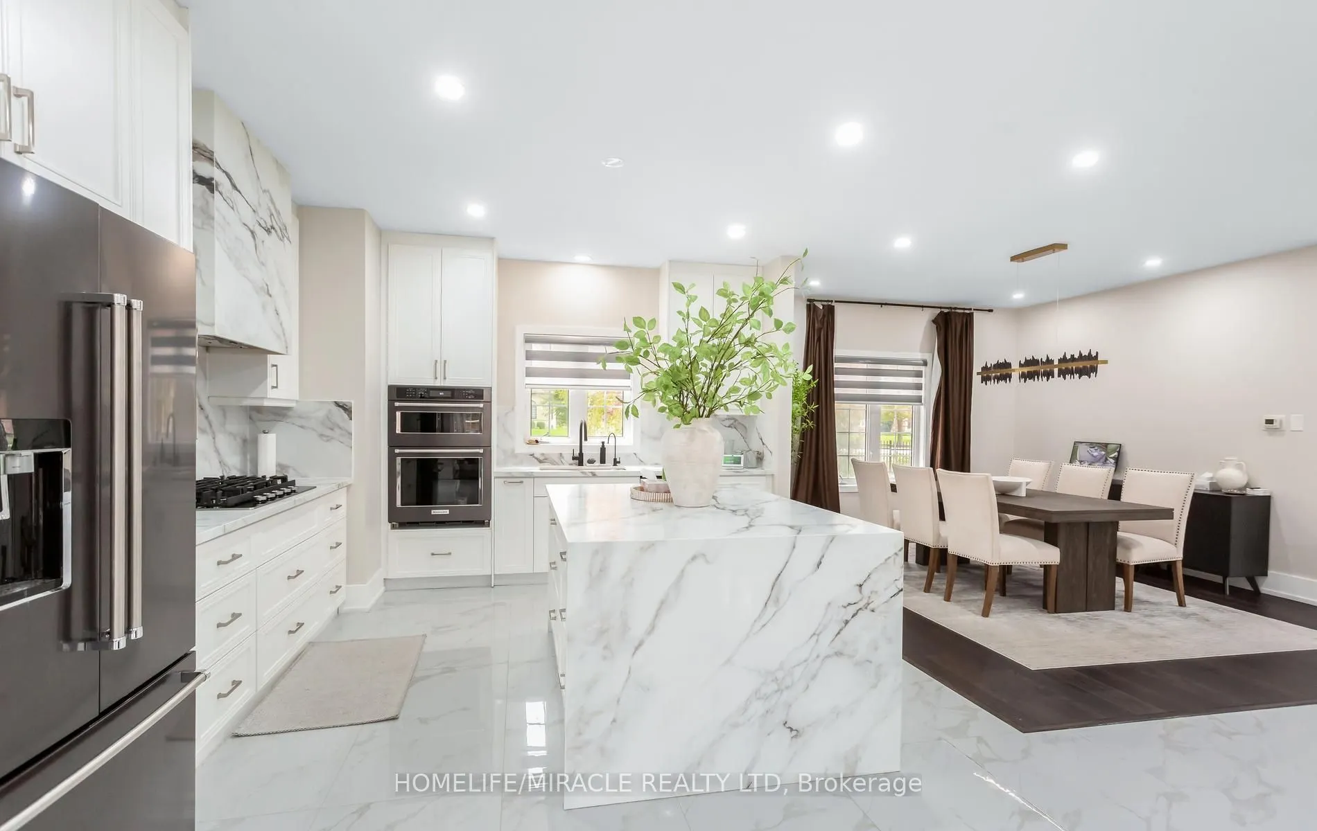 11045 Inglis Drive