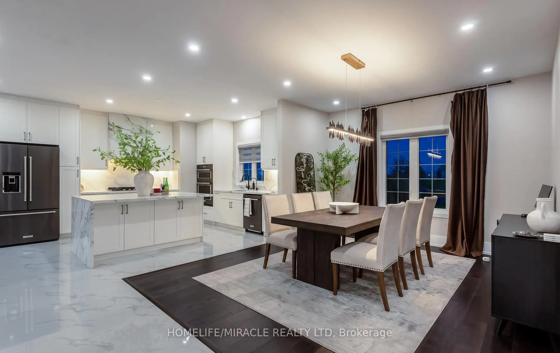11045 Inglis Drive