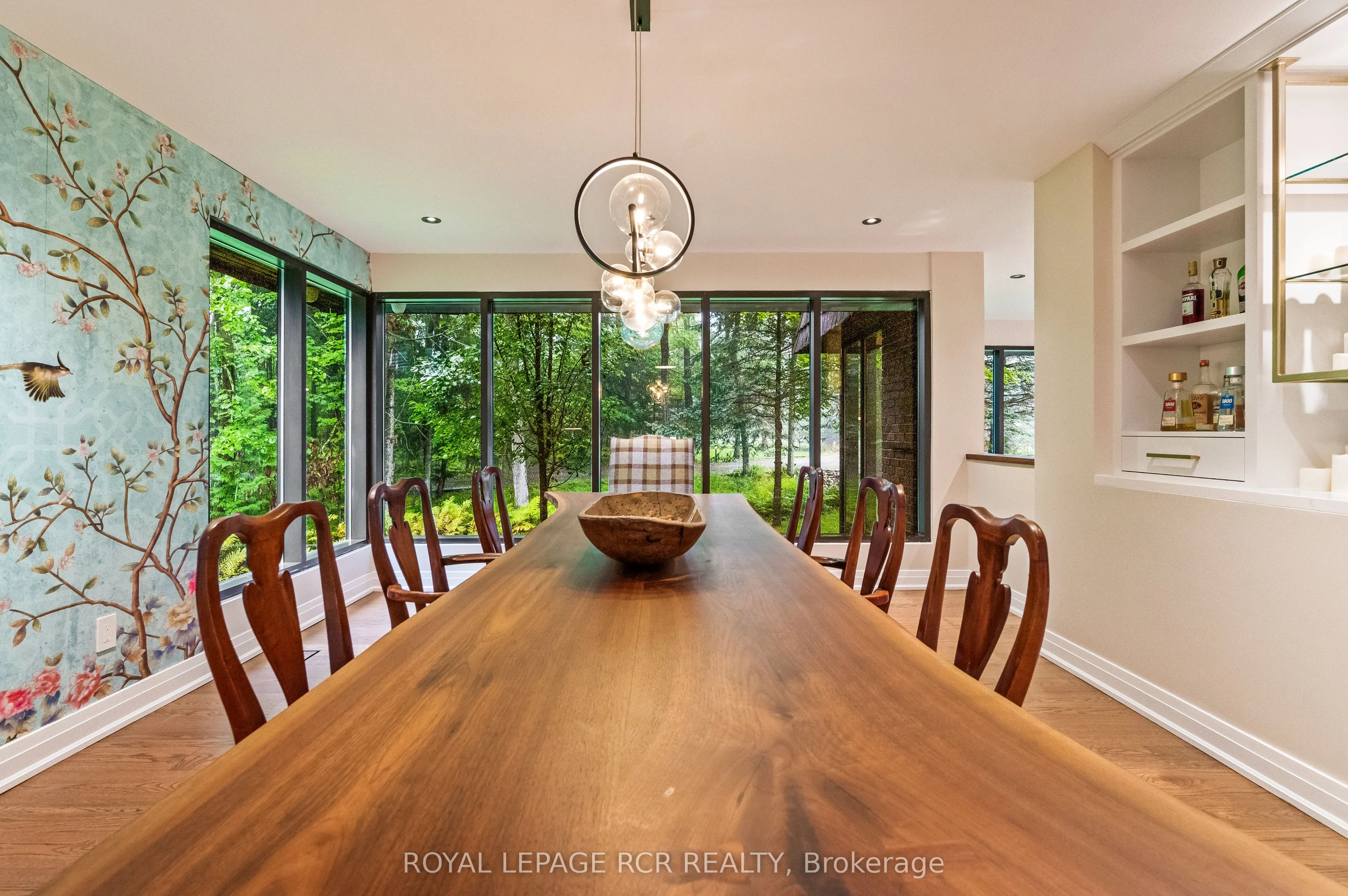 3285 Beech Grove Side Road