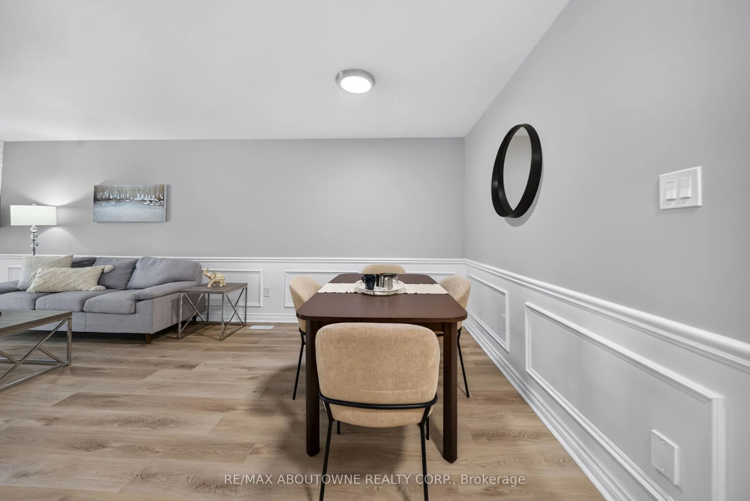 4353 Sawmill Valley Drive
