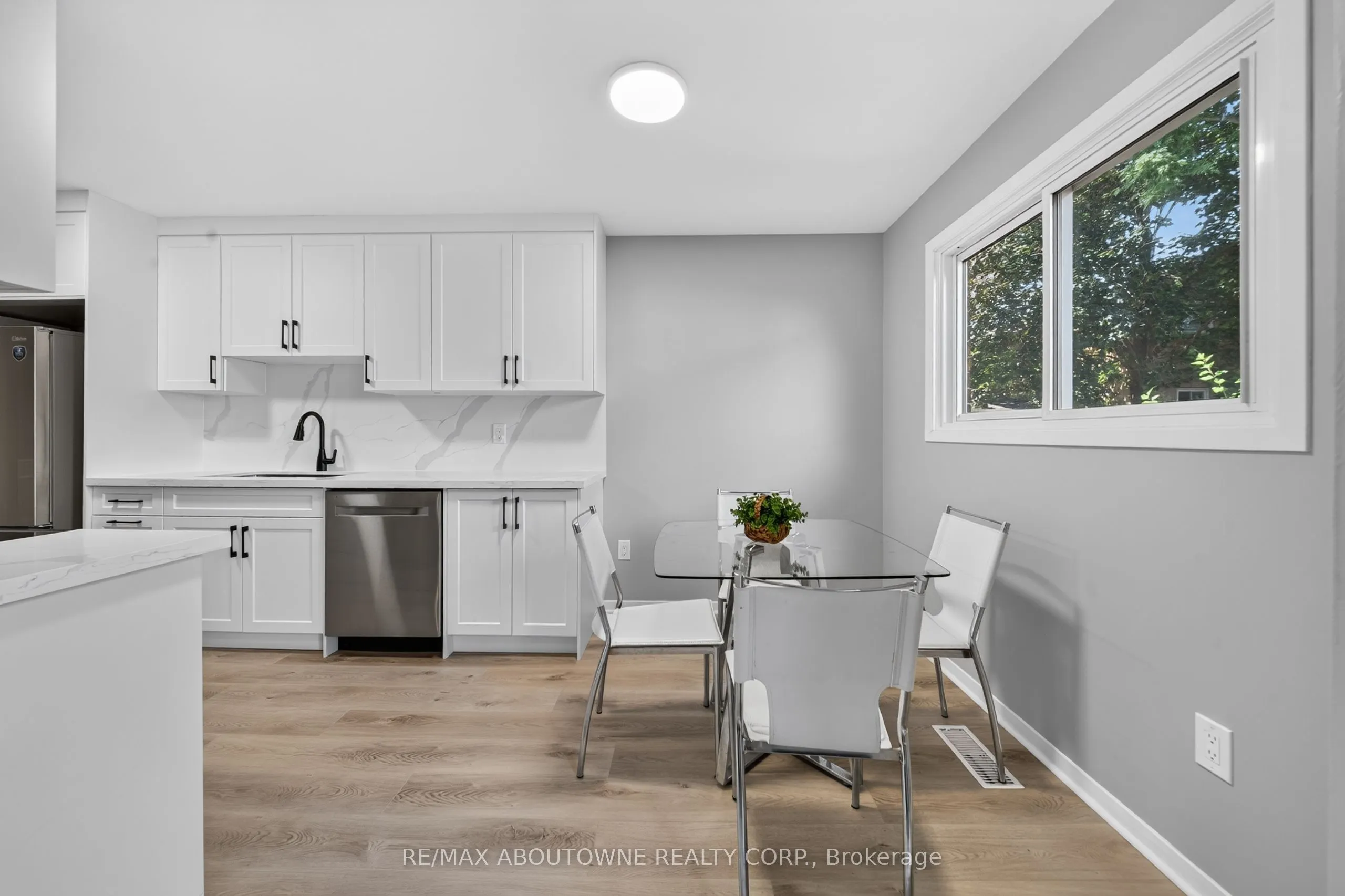 4353 Sawmill Valley Drive