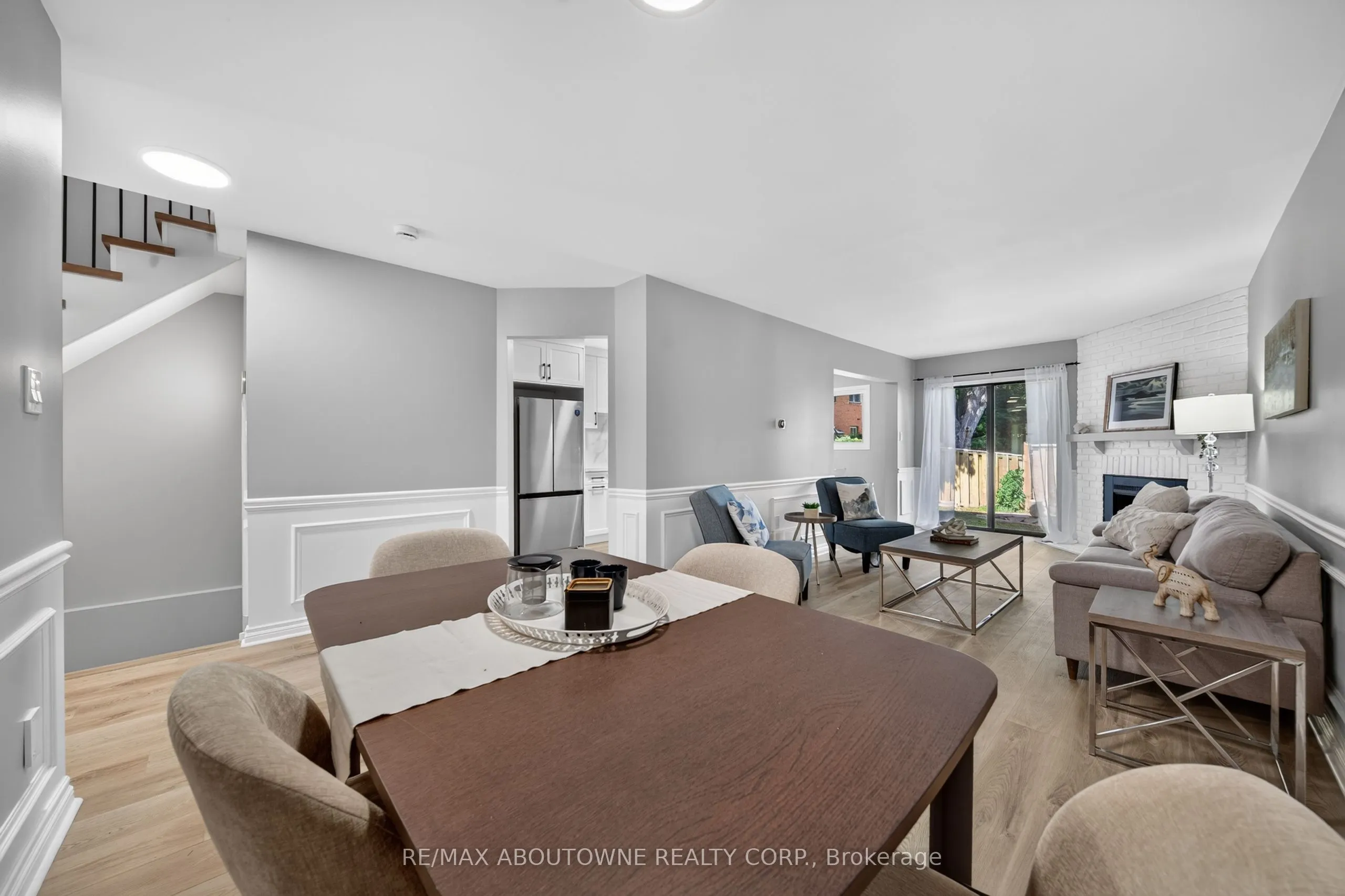 4353 Sawmill Valley Drive
