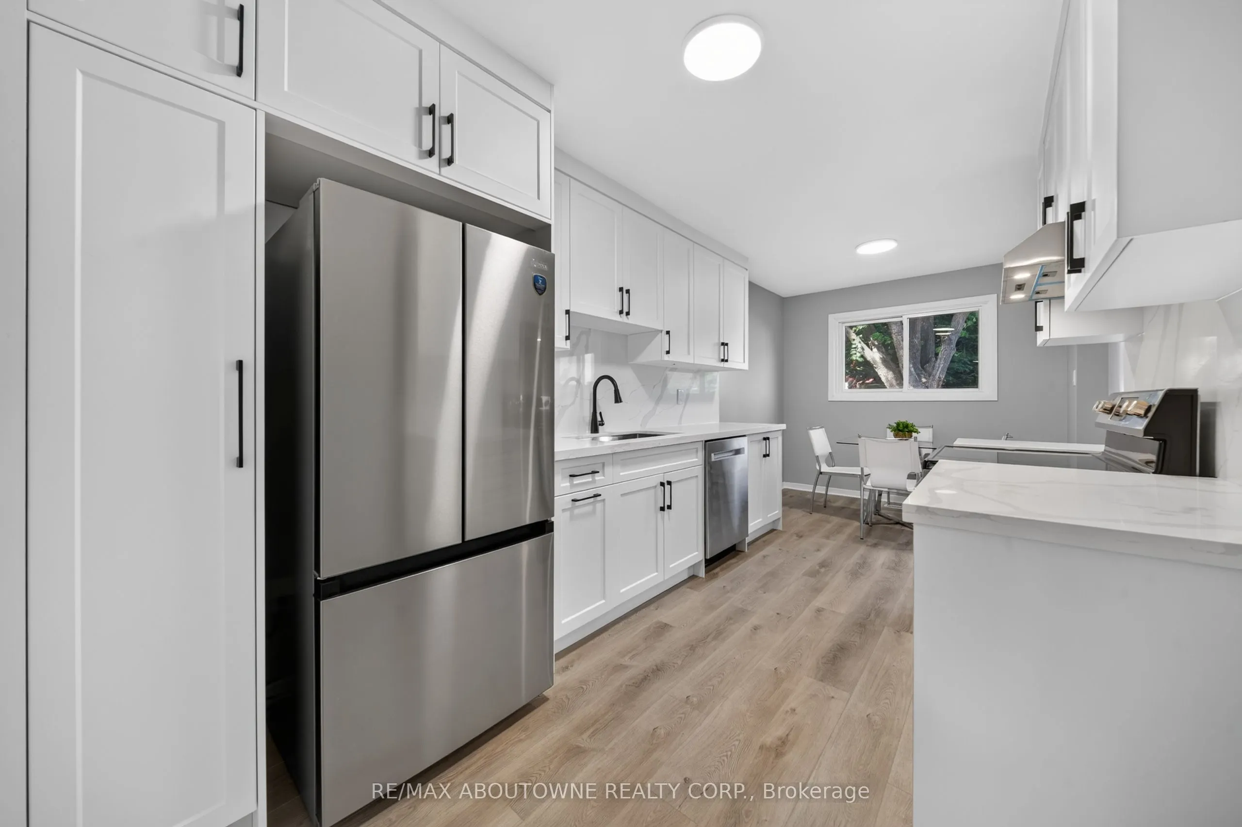 4353 Sawmill Valley Drive