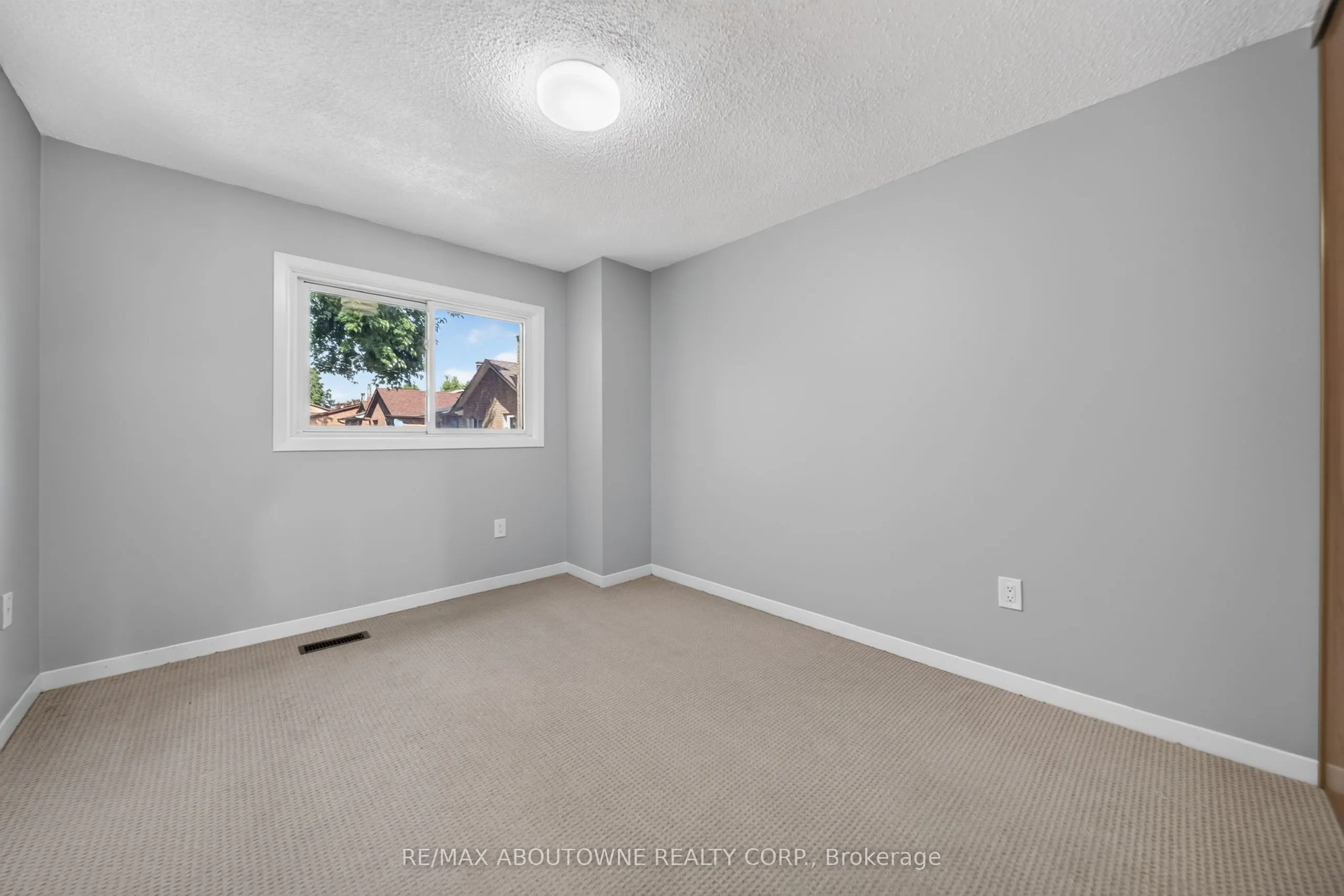 4353 Sawmill Valley Drive