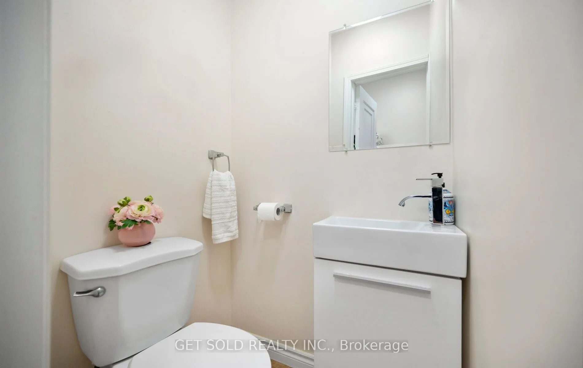 5 Kingham Road #5