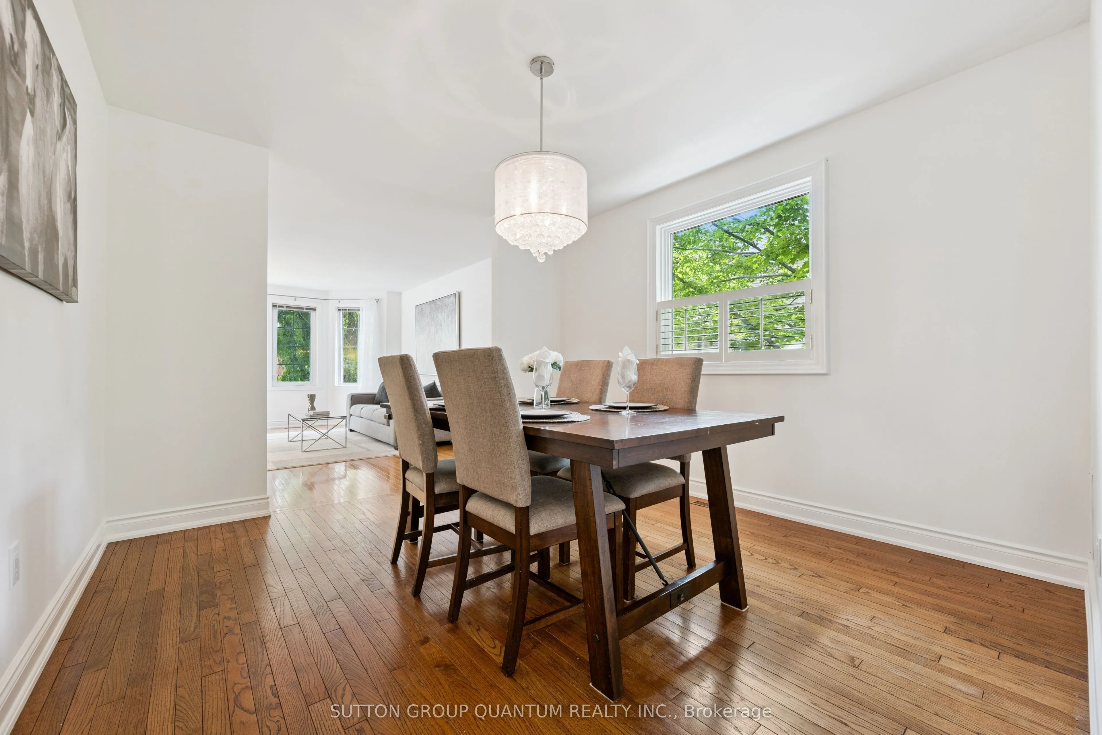 3092 Shannon Crescent