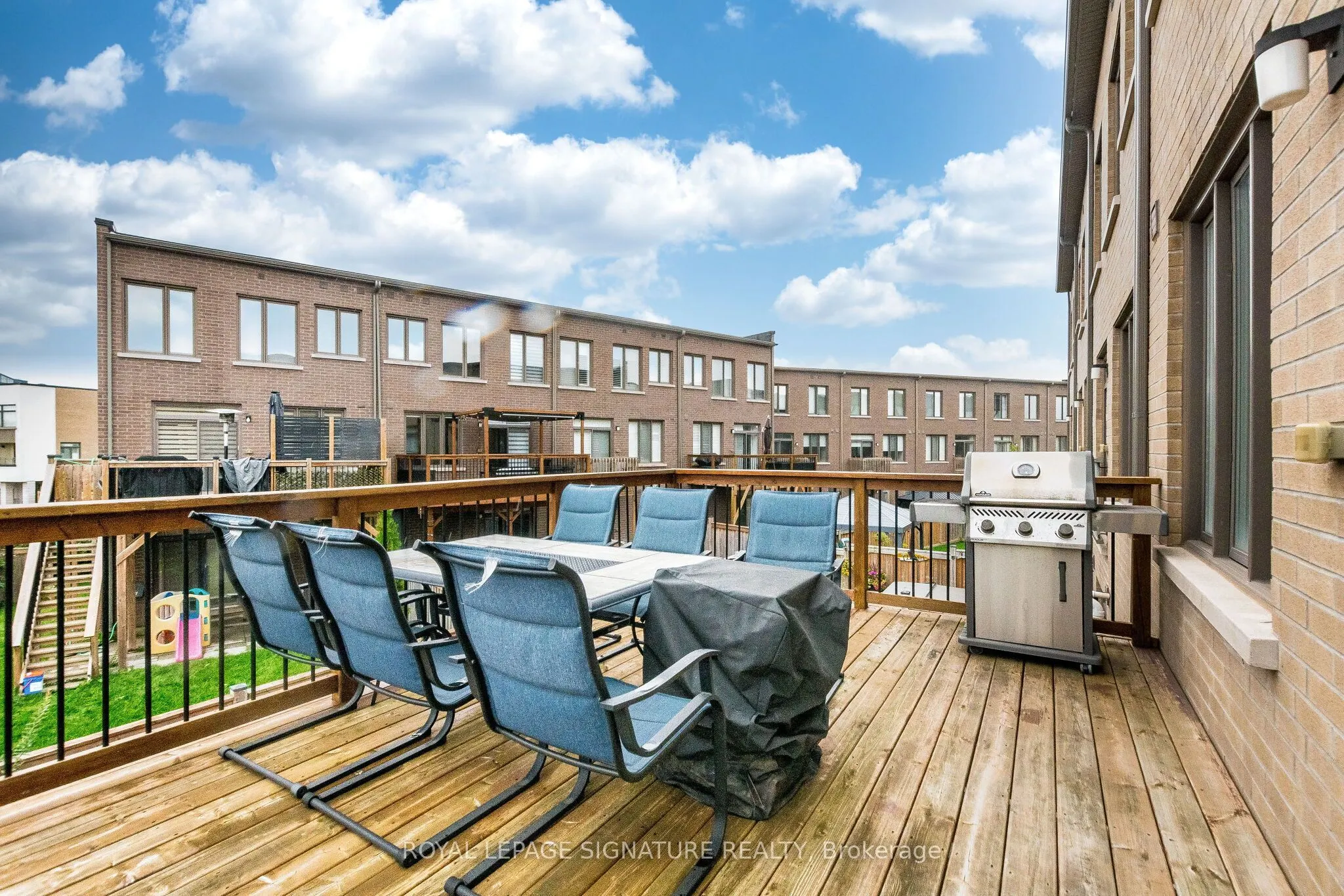 3121 Mintwood Circle