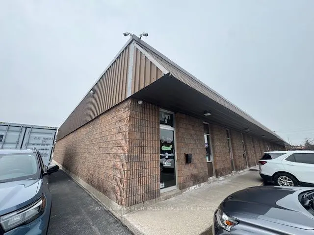 330 Guelph Street #9