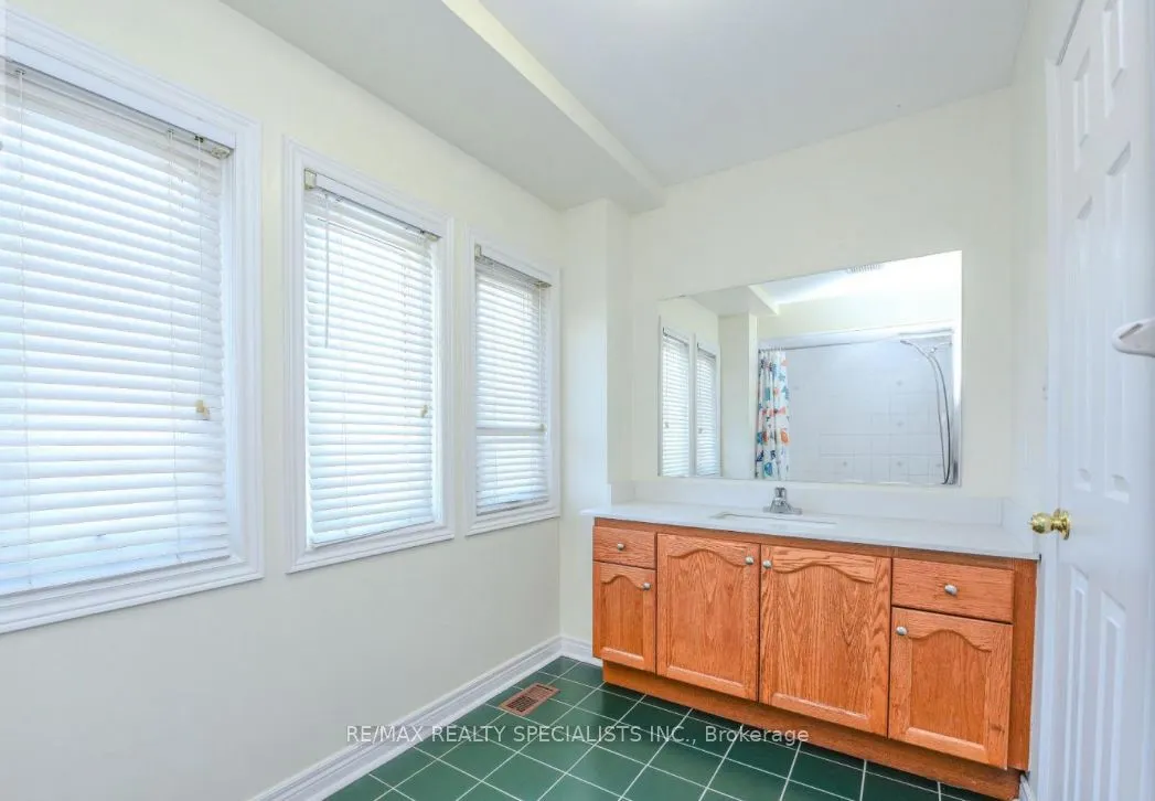 6828 Gracefield Drive #Upper