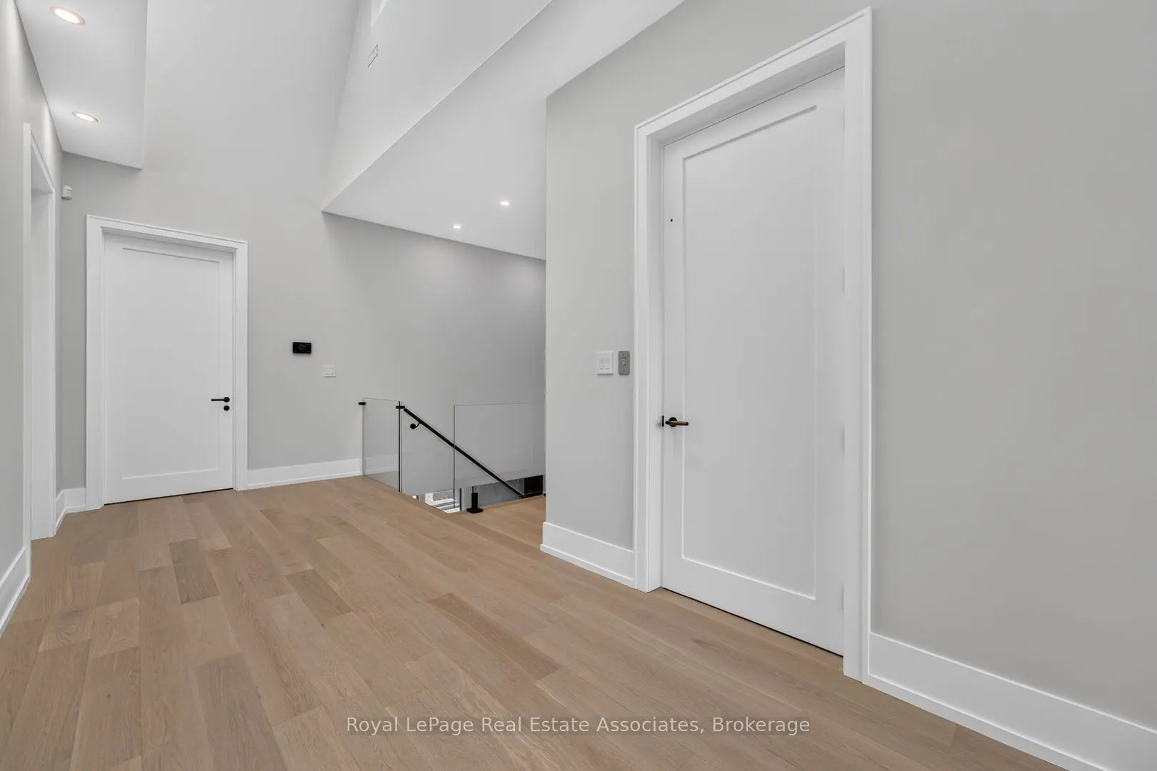 1270 Birchview Drive