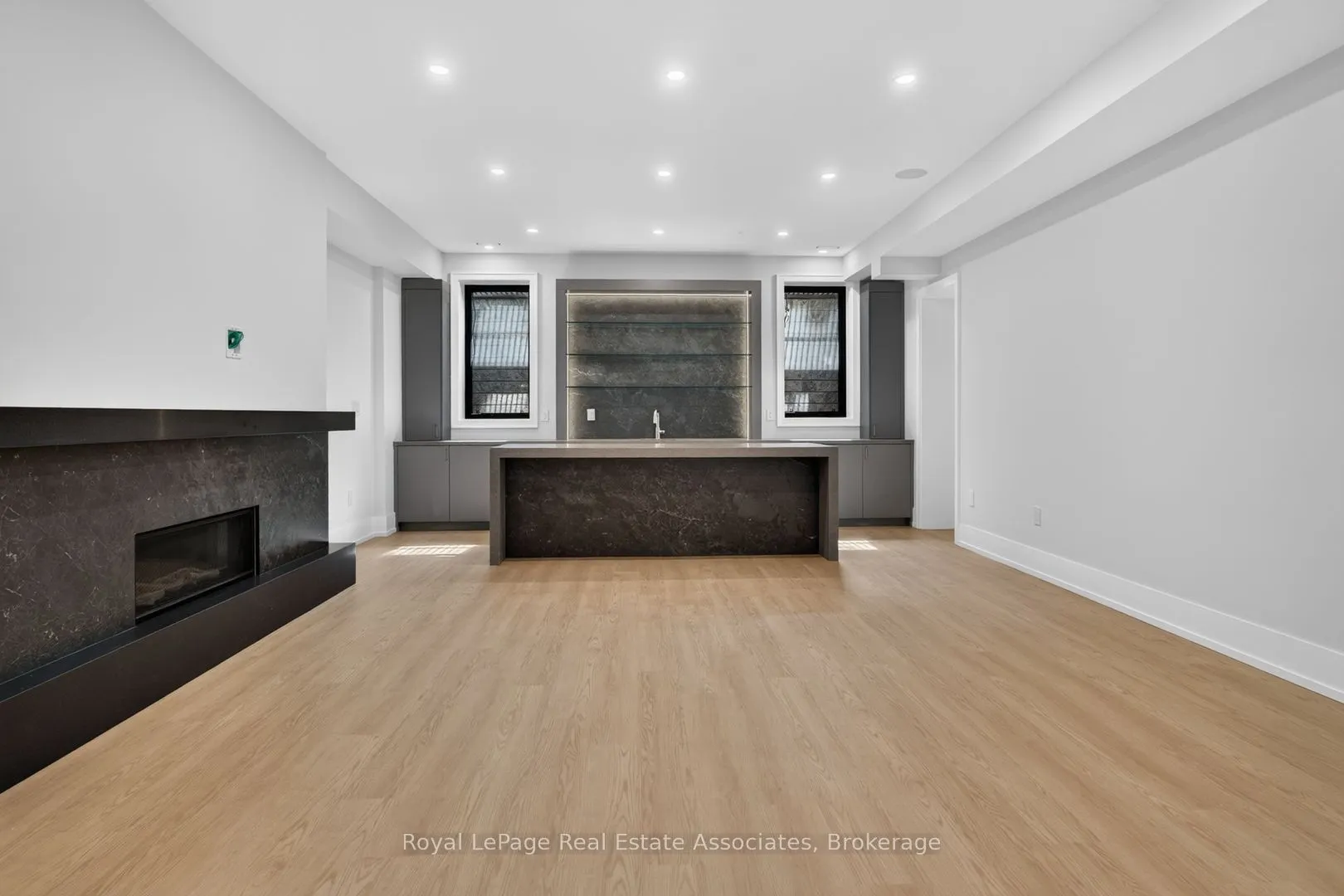 1270 Birchview Drive