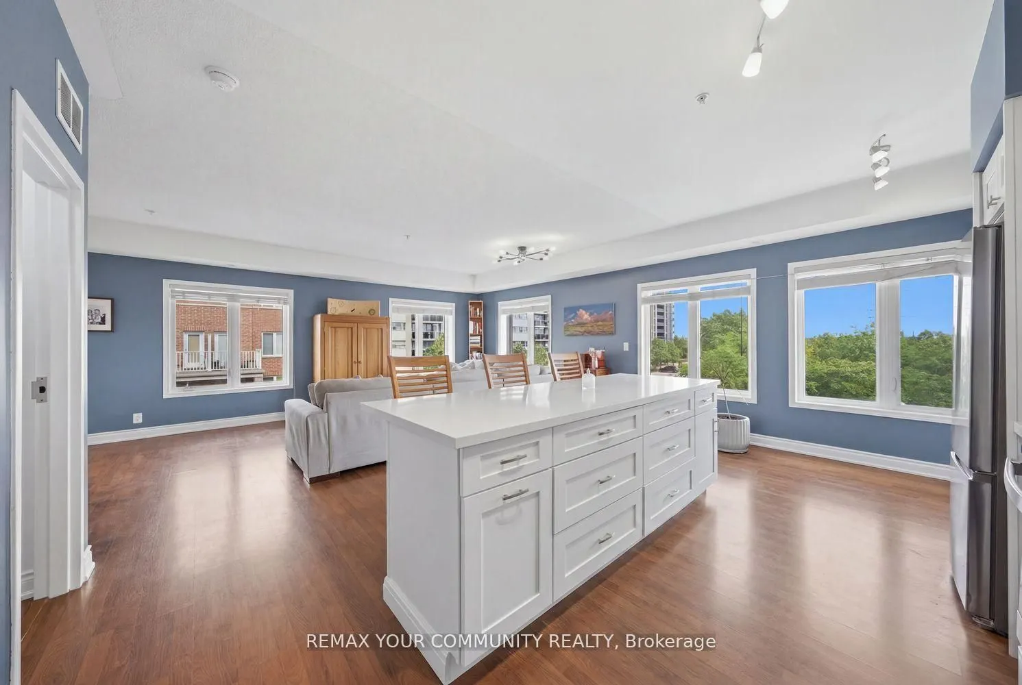35 Richgrove Drive ##204