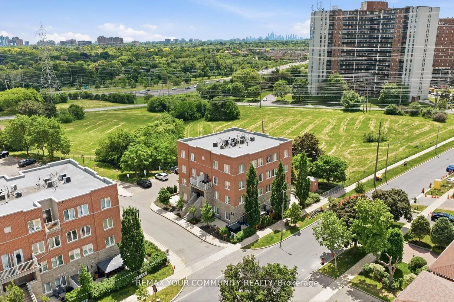35 Richgrove Drive ##204