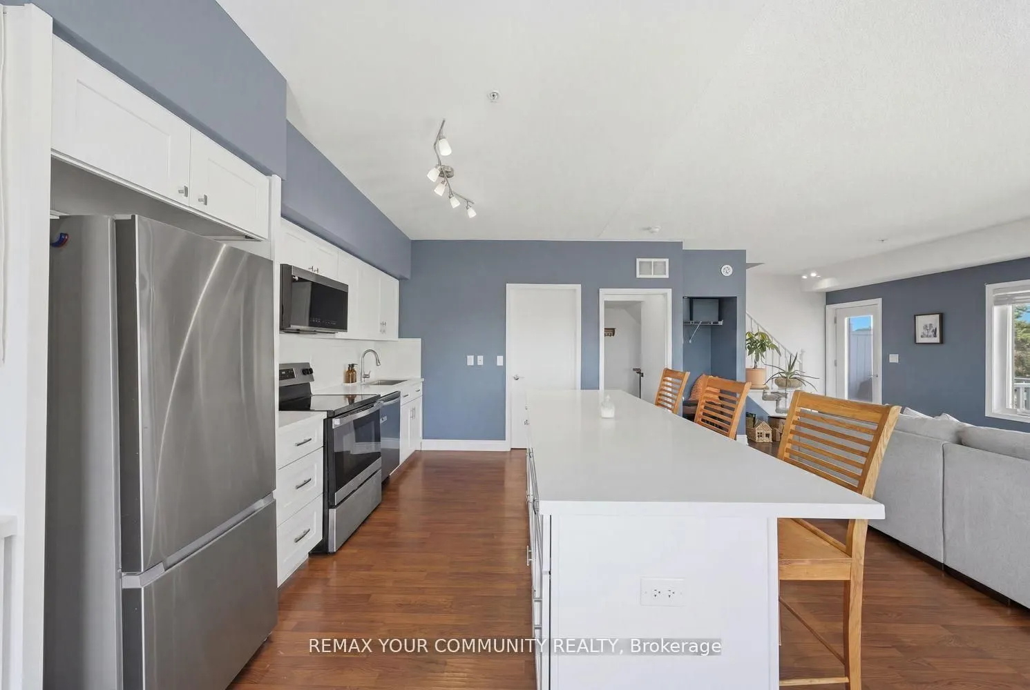 35 Richgrove Drive ##204