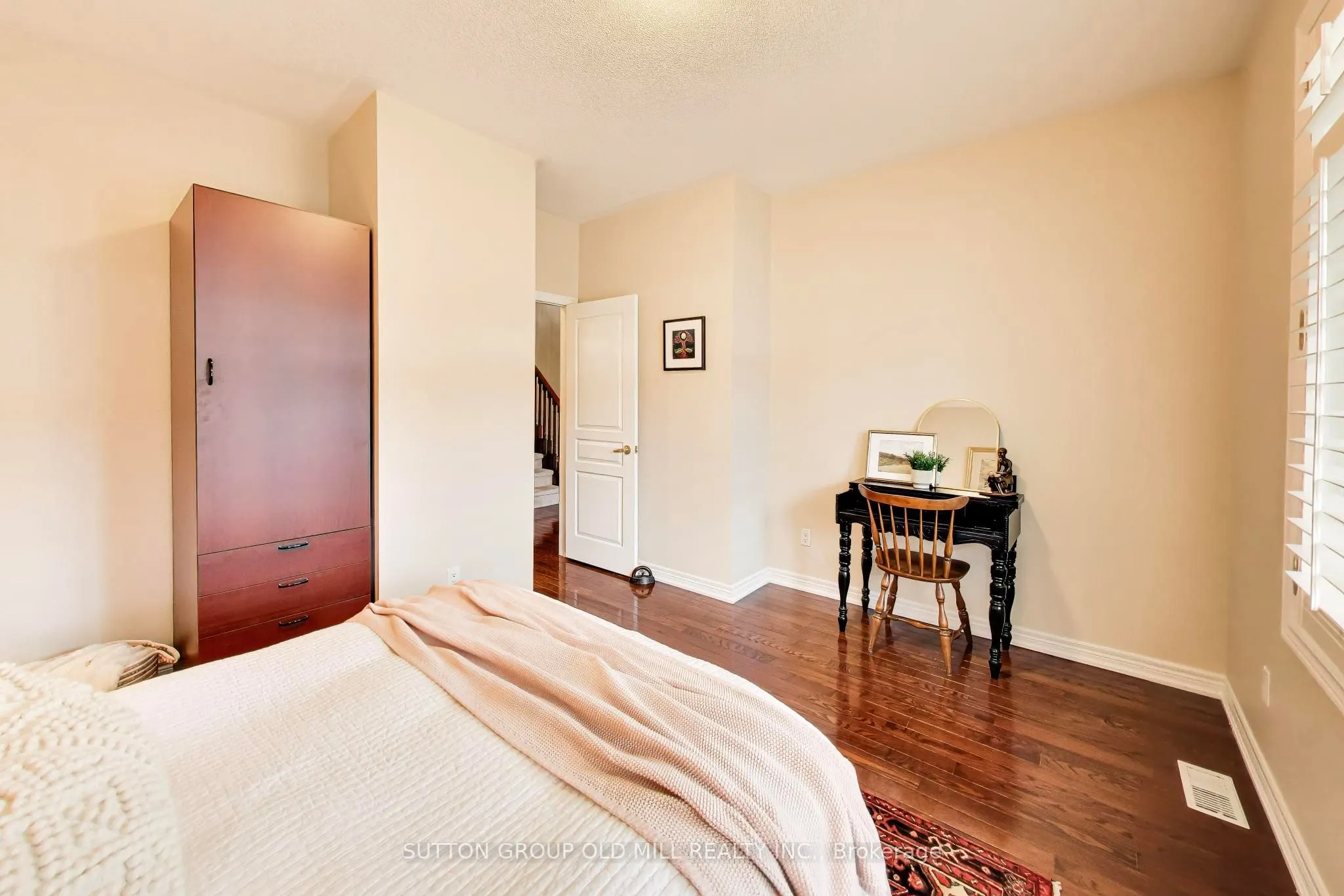 2175 Stavebank Road #16