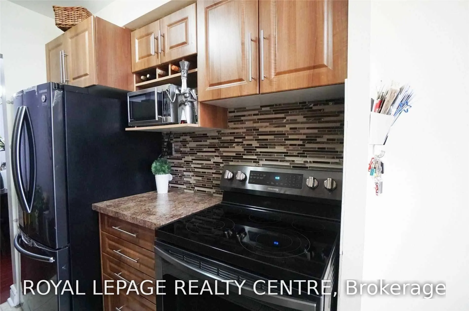 1615 Bloor Street E #504