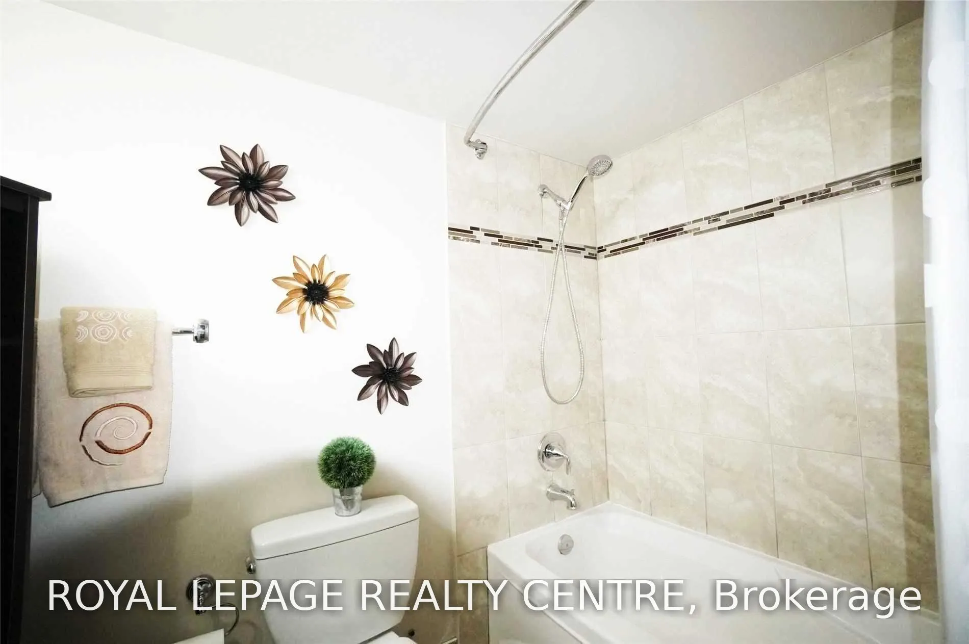 1615 Bloor Street E #504