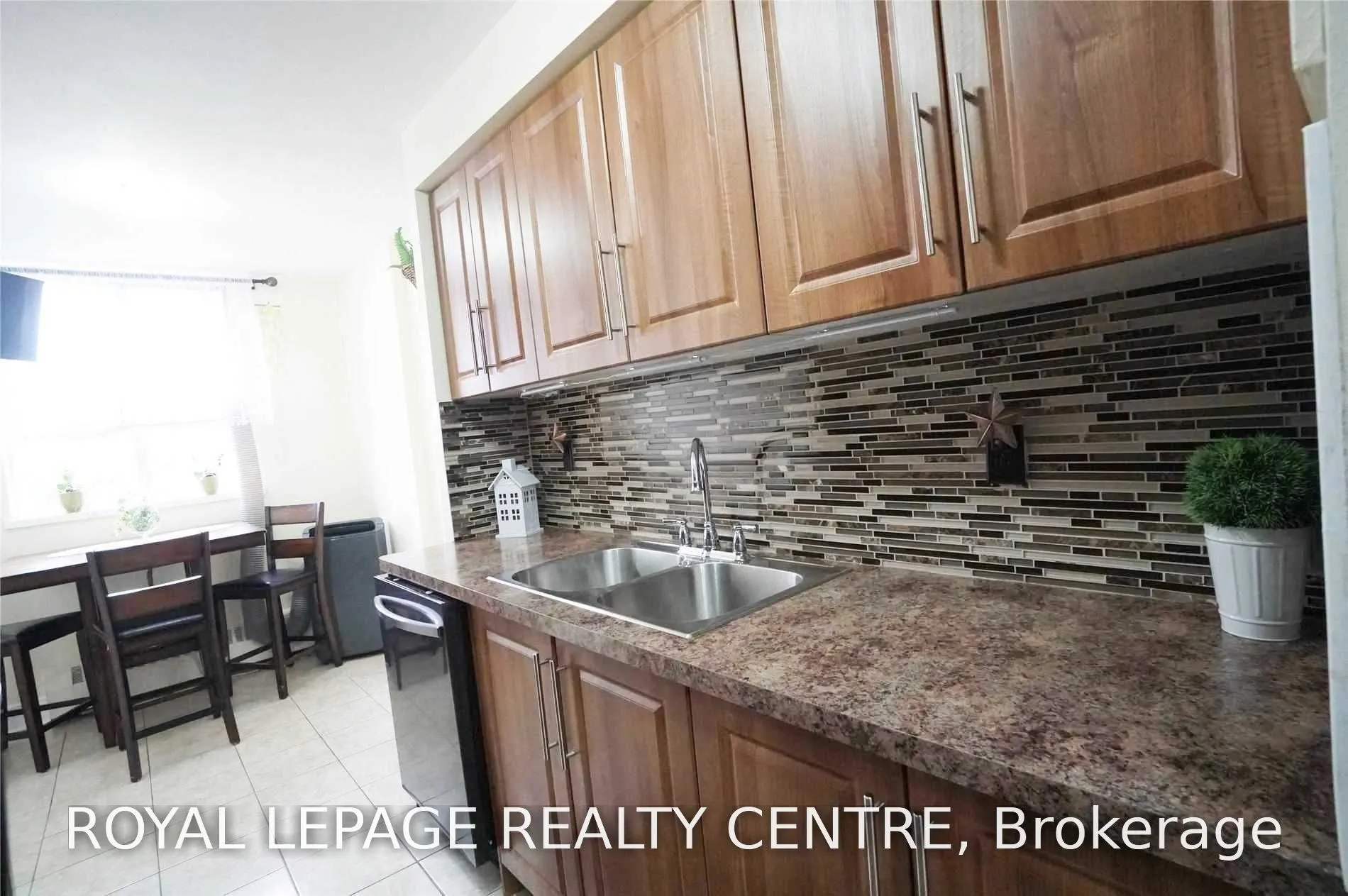 1615 Bloor Street E #504