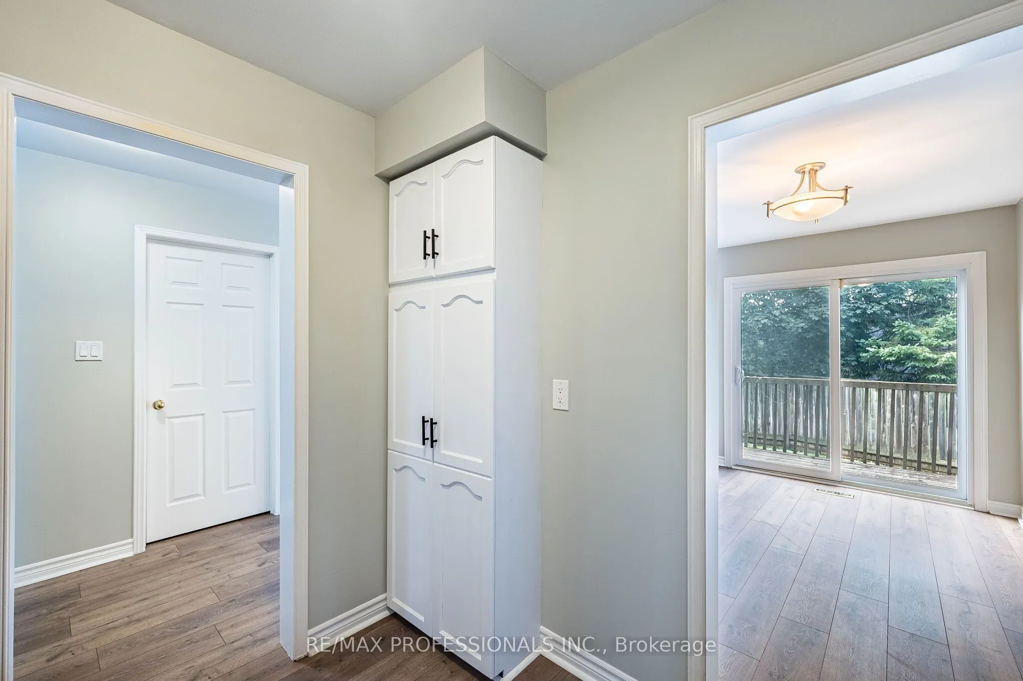 2004 Glenada Crescent #23
