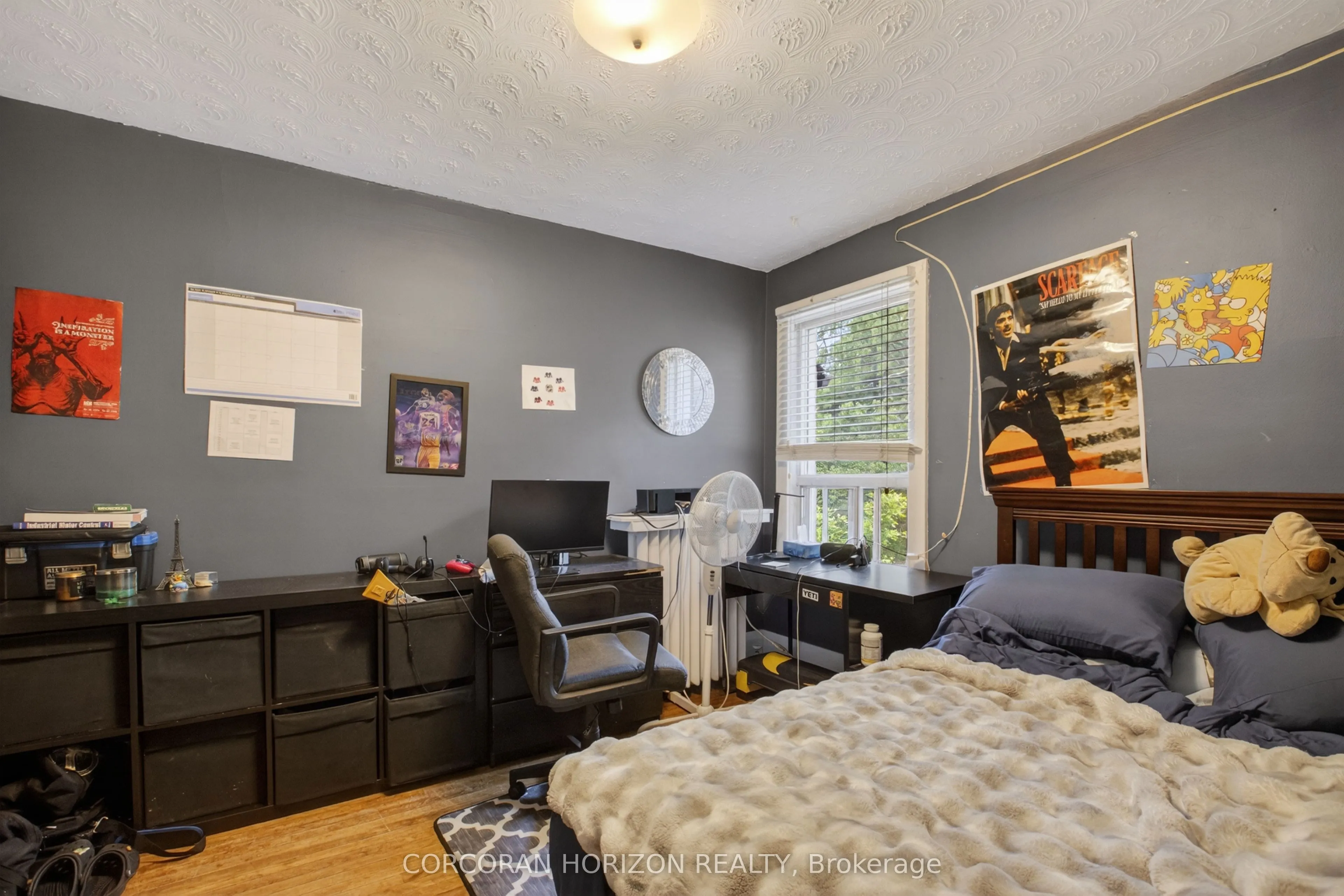 355 Parkside Drive