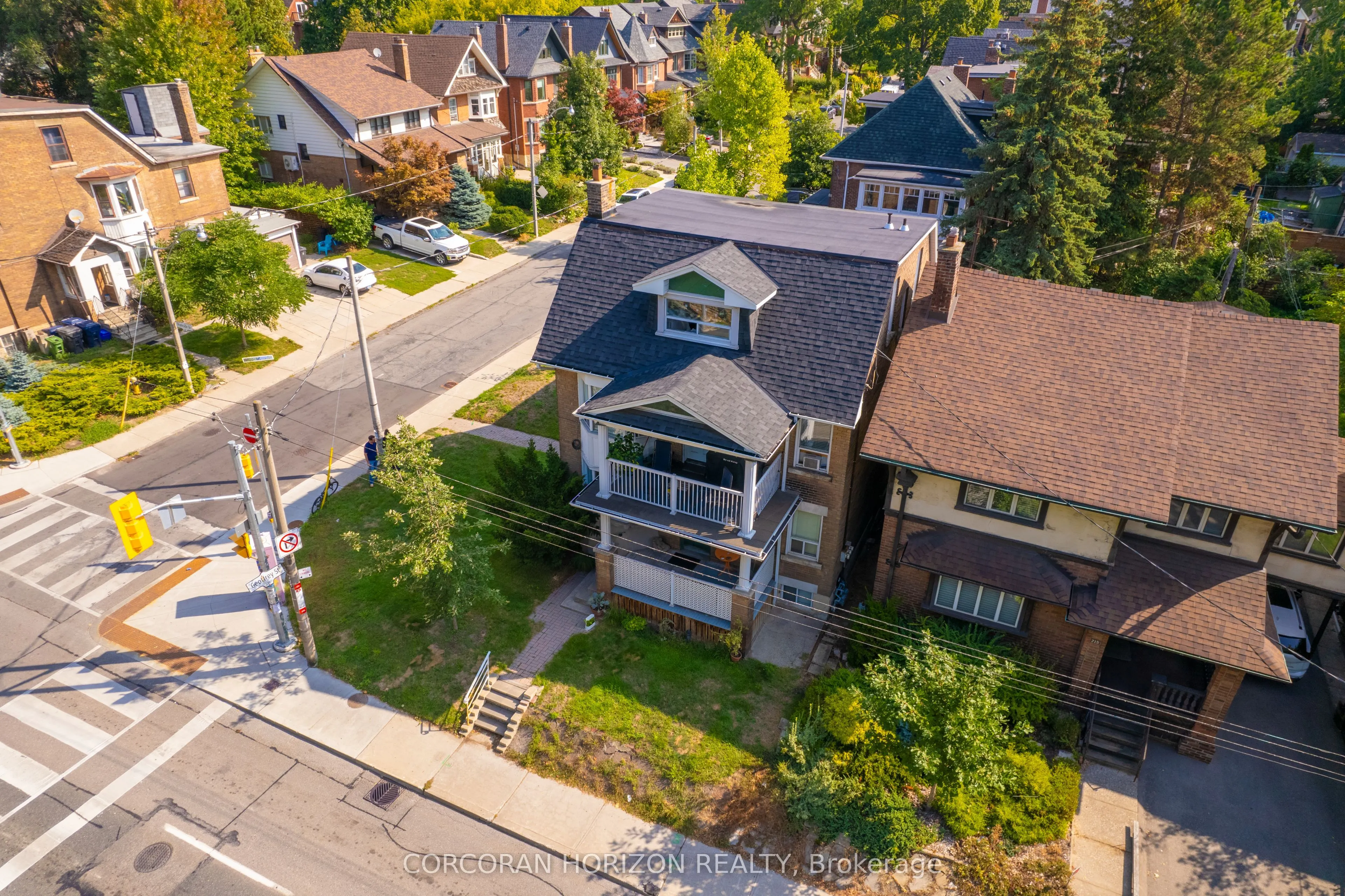 355 Parkside Drive