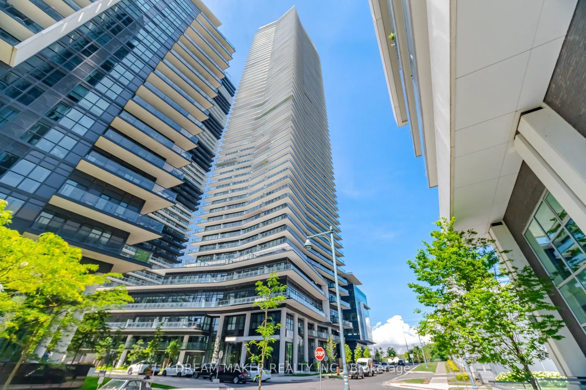 38 Annie Craig Drive #511