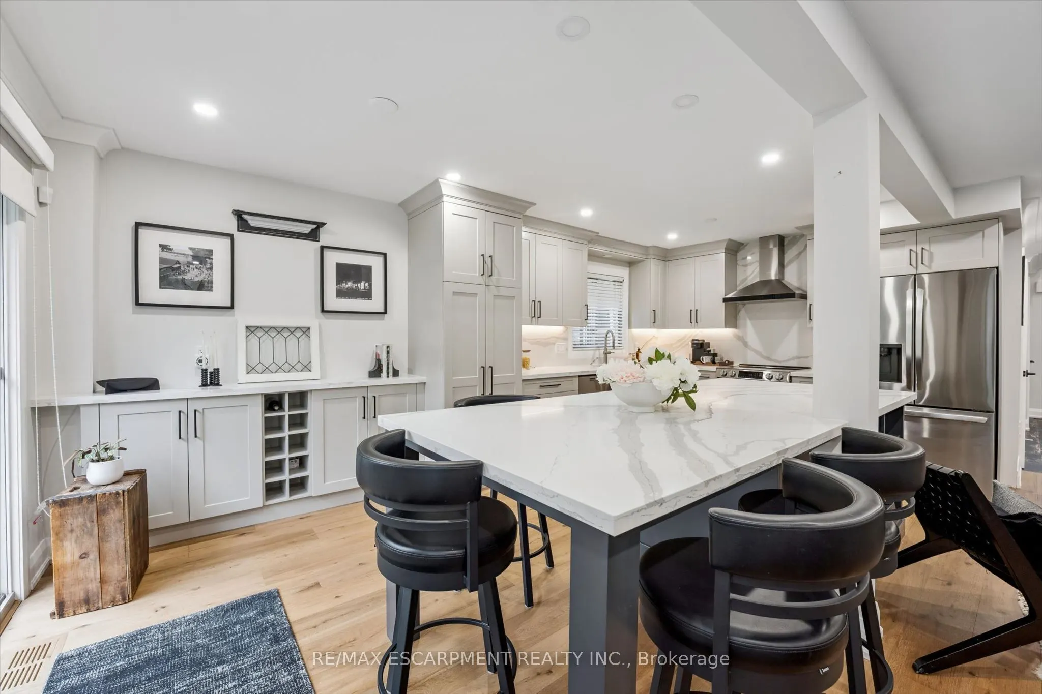 1261 STEPHENSON Drive