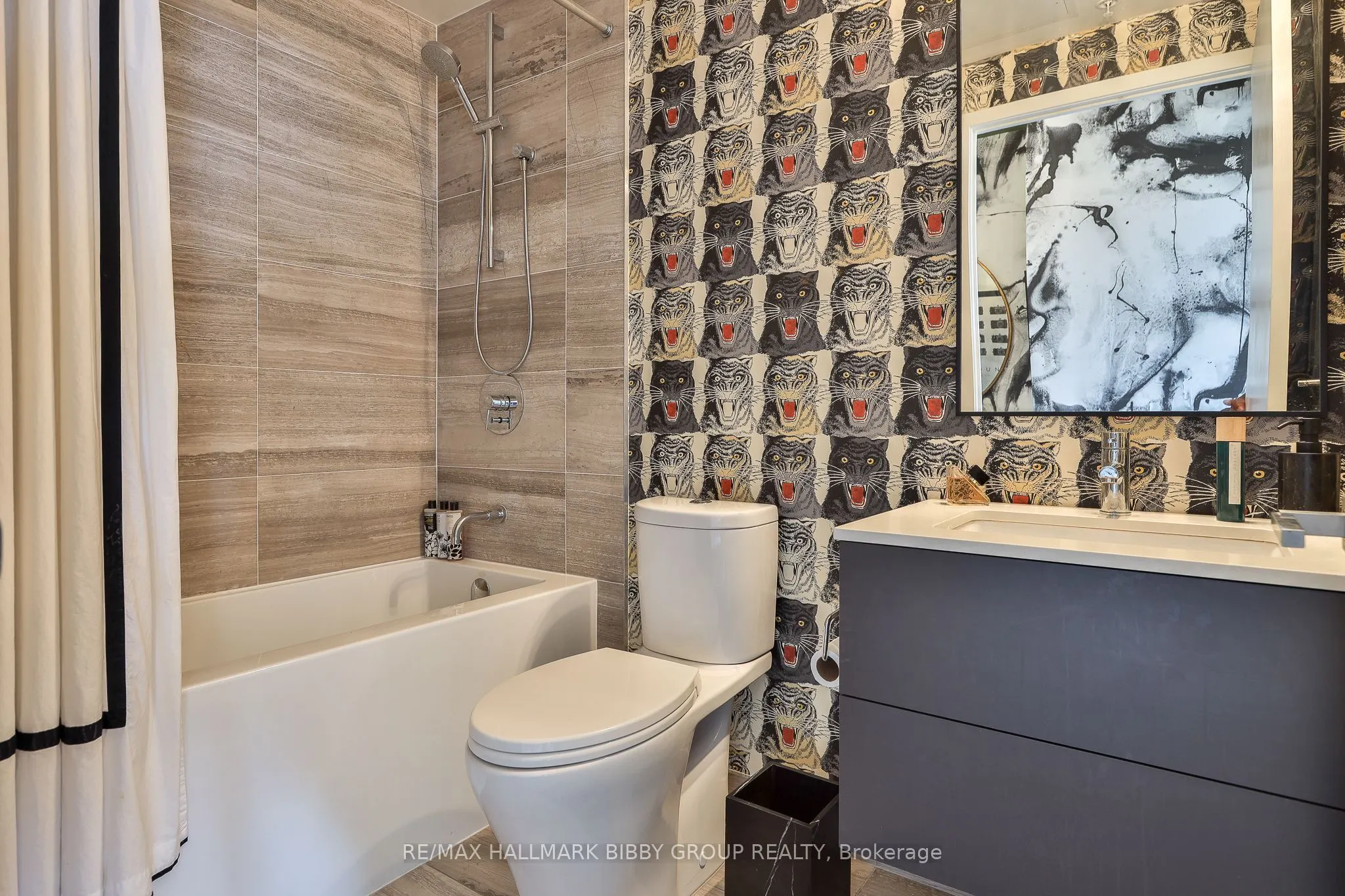 530 Indian Grove #614