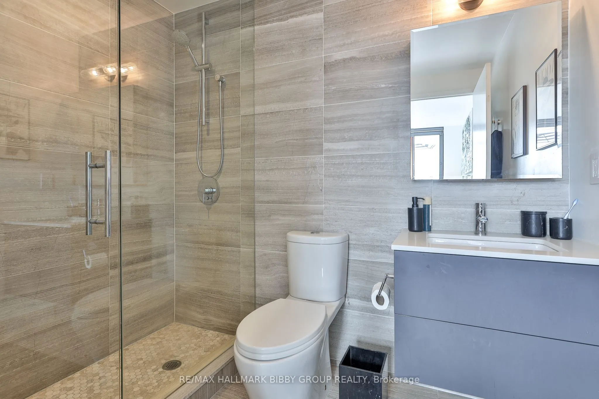 530 Indian Grove #614