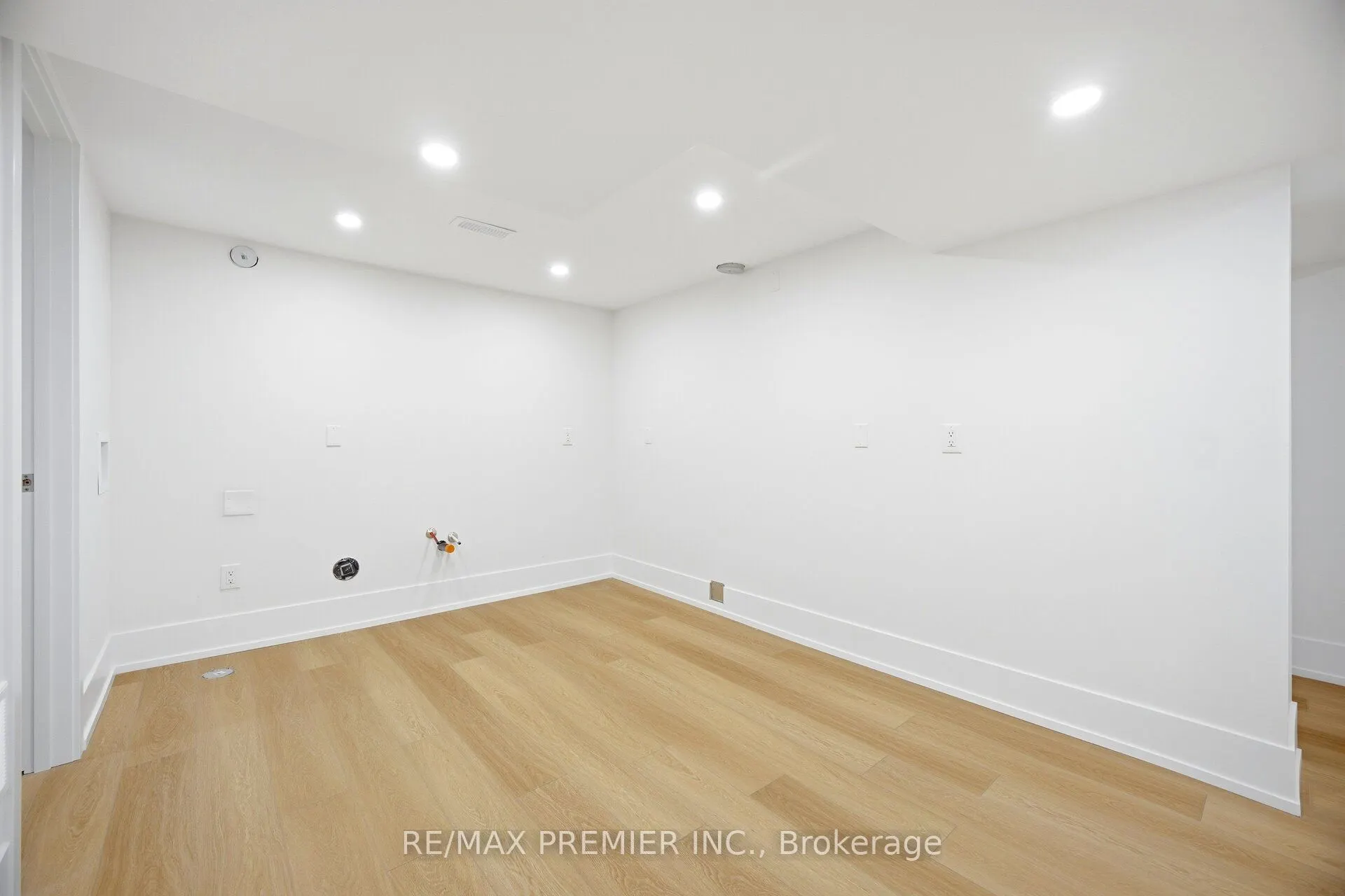 62 Flamborough Drive #Lower Level 2