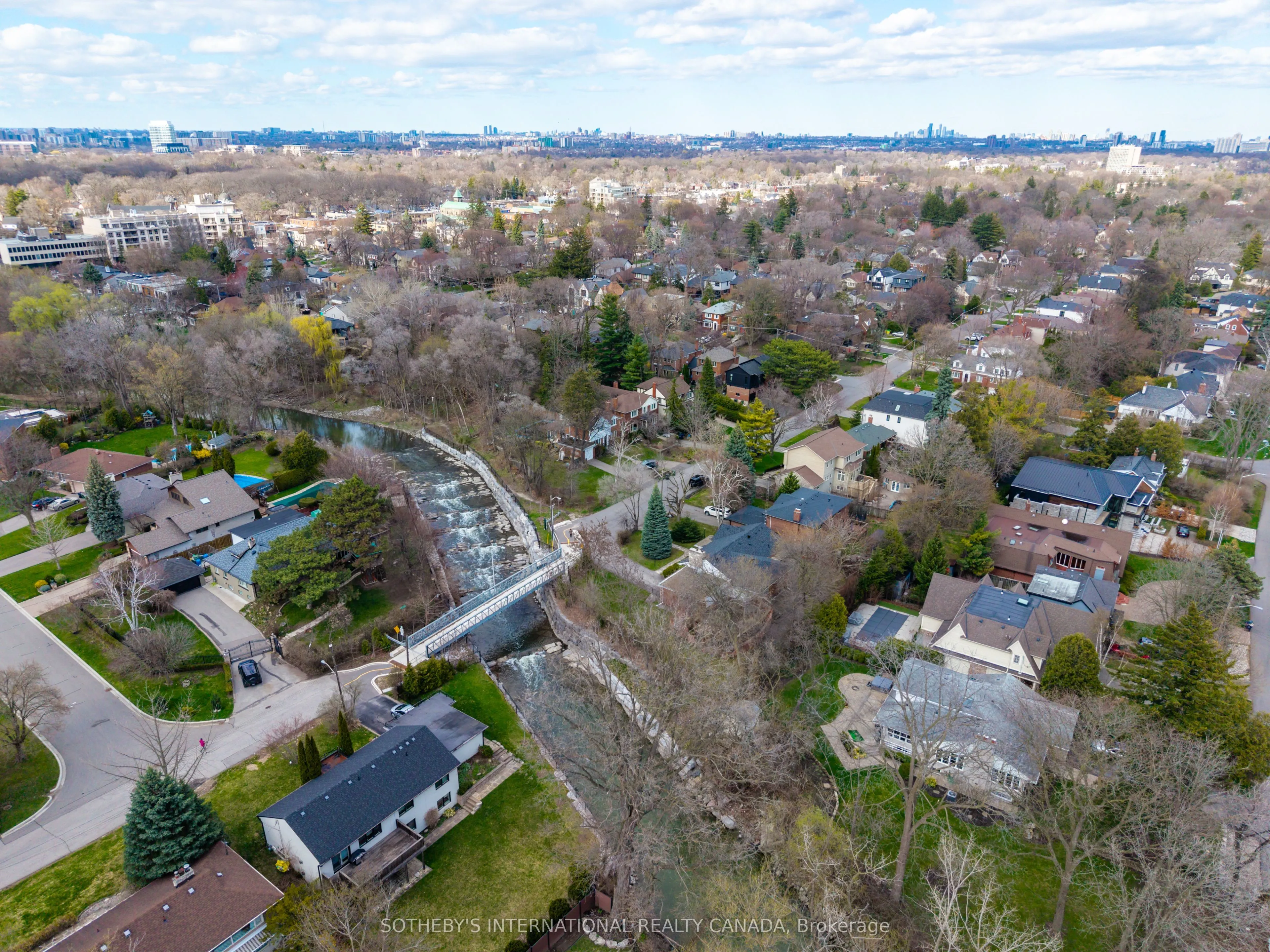 55 Van Dusen Boulevard