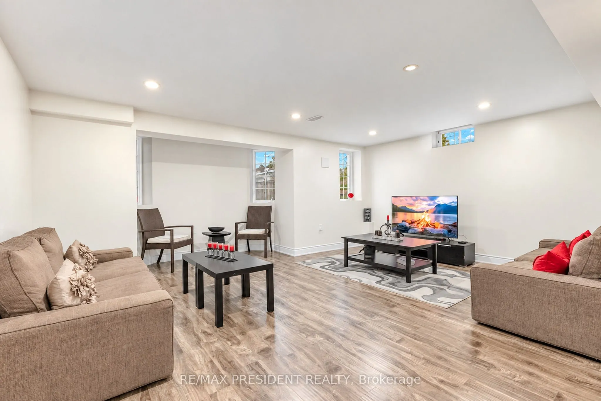 31 Monarch Drive