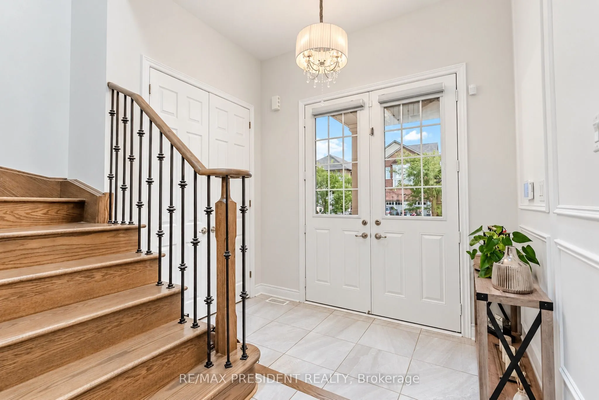 31 Monarch Drive