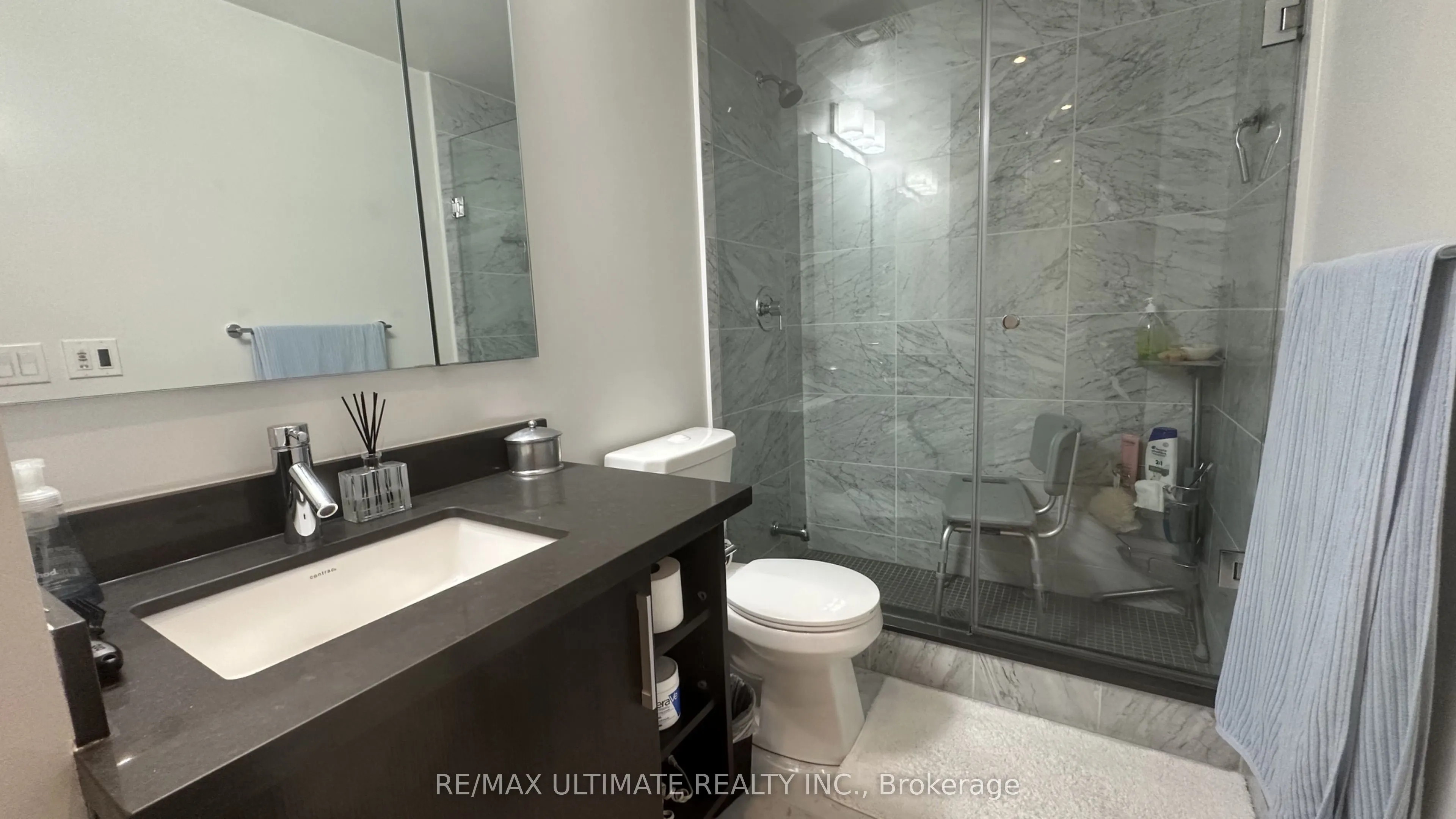 2212 Lake Shore Boulevard W #TH1