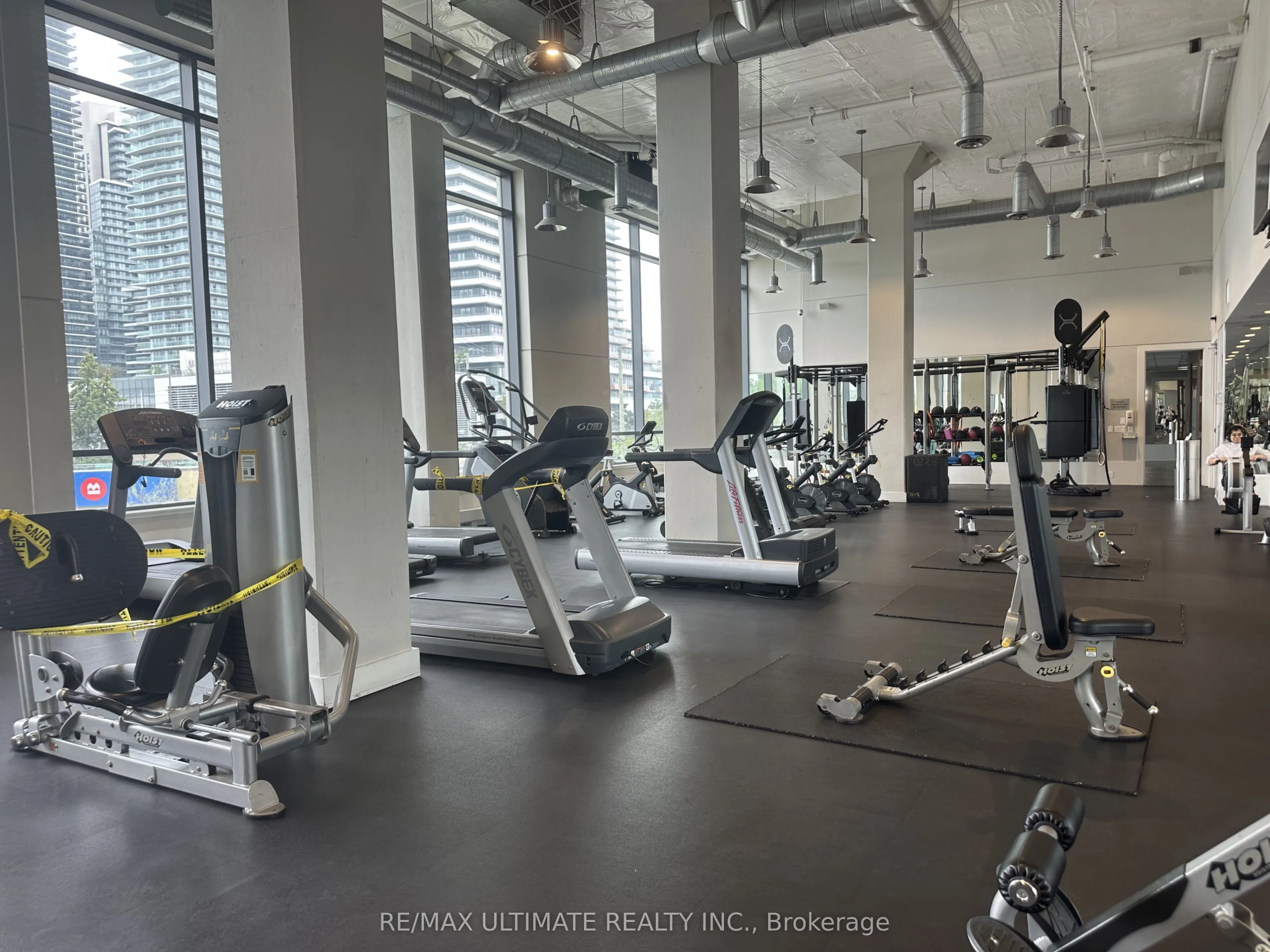 2212 Lake Shore Boulevard W #TH1