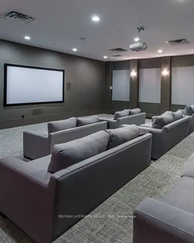 2212 Lake Shore Boulevard W #TH1