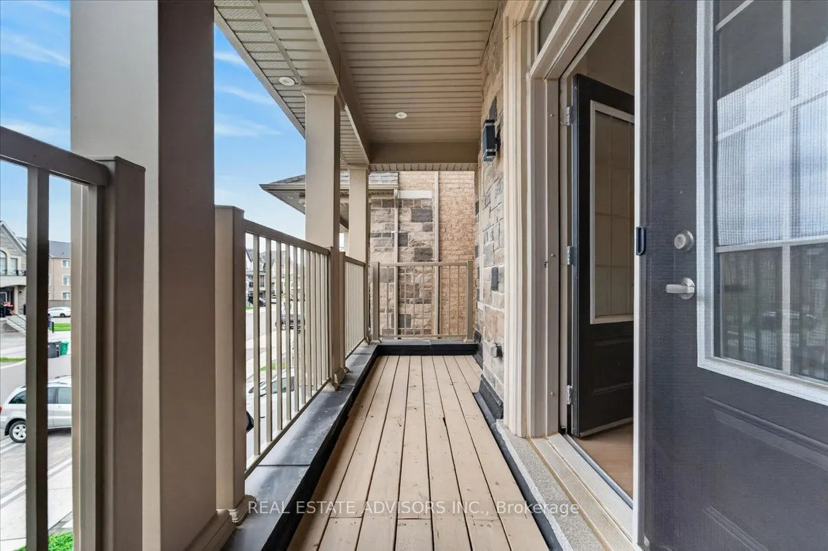 574 Queen Mary Drive