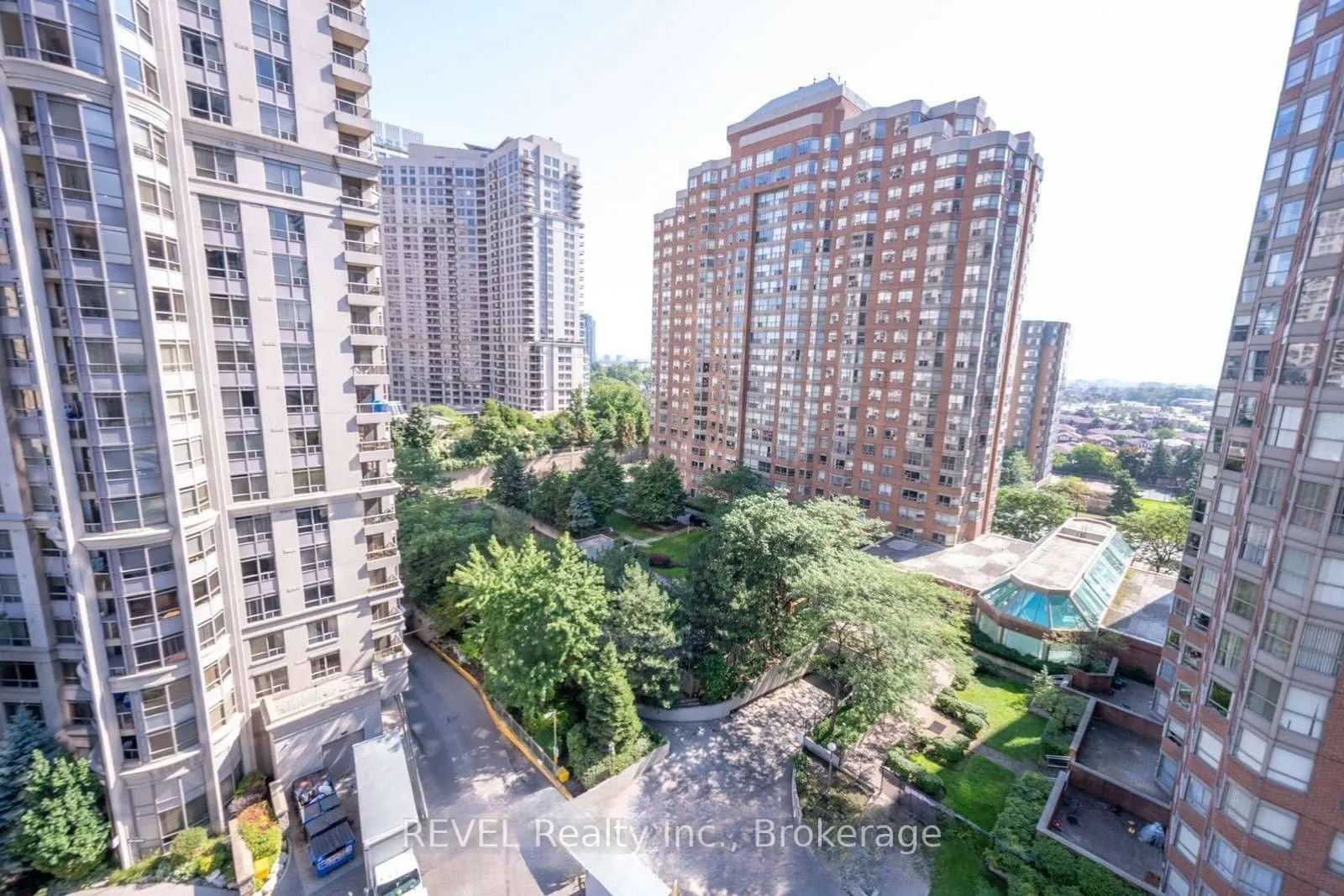 330 Burnhamthorpe Road W #2609