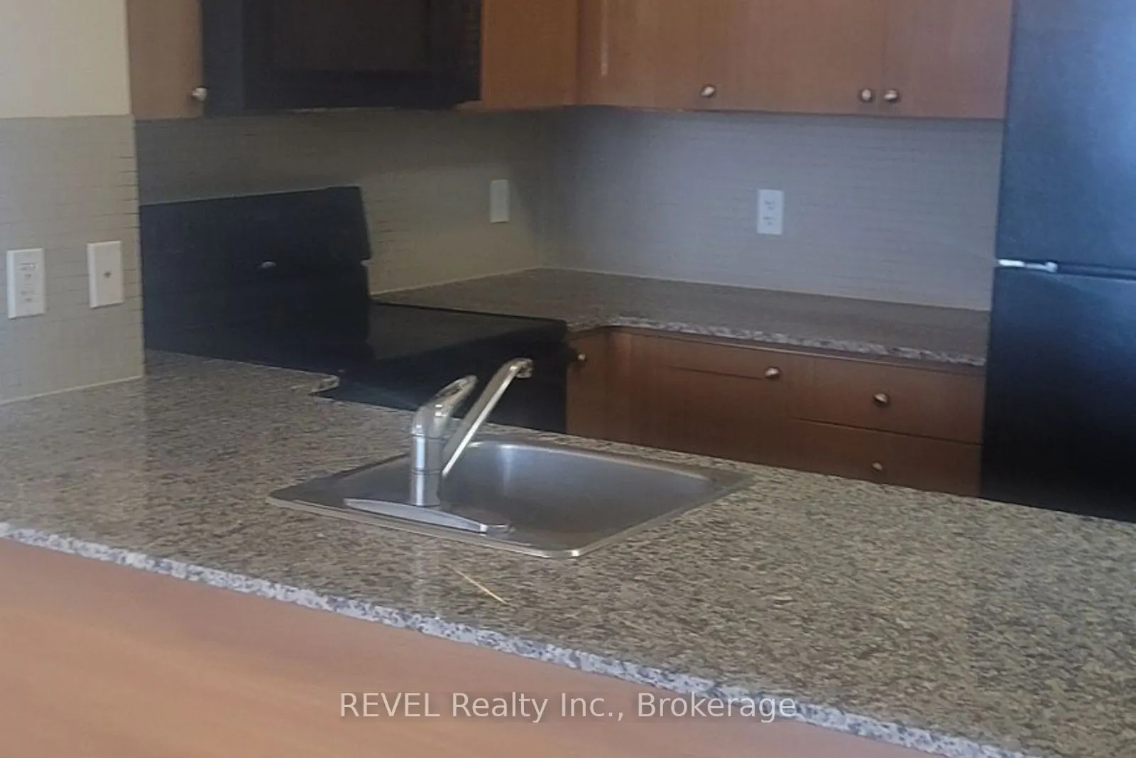 330 Burnhamthorpe Road W #2609