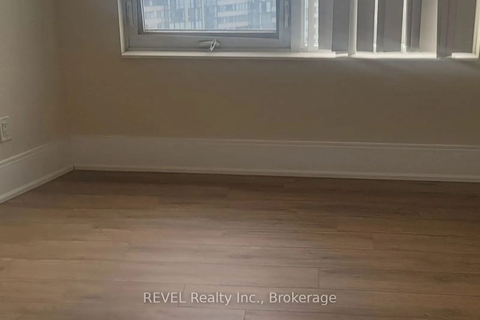 330 Burnhamthorpe Road W #2609