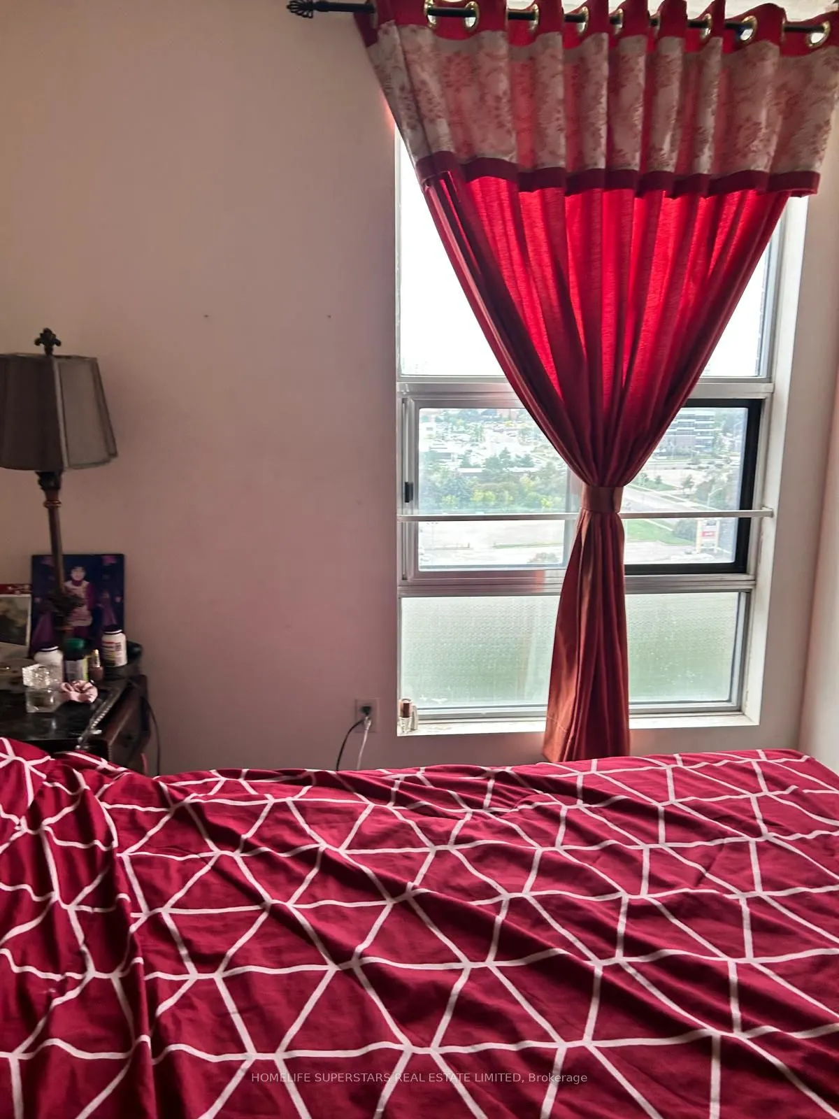 15 Kensington Road #1410
