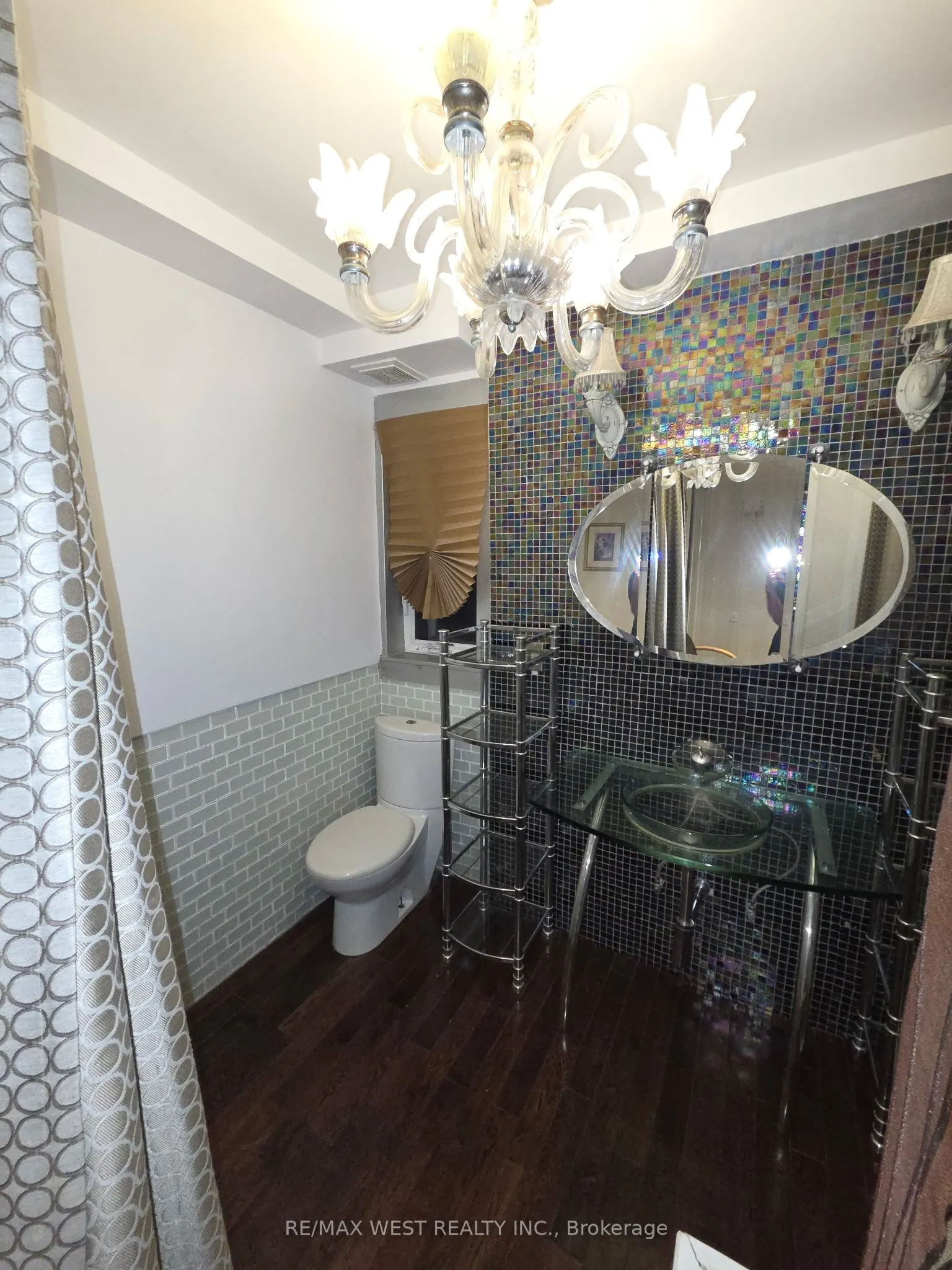 87 Medland Crescent #2