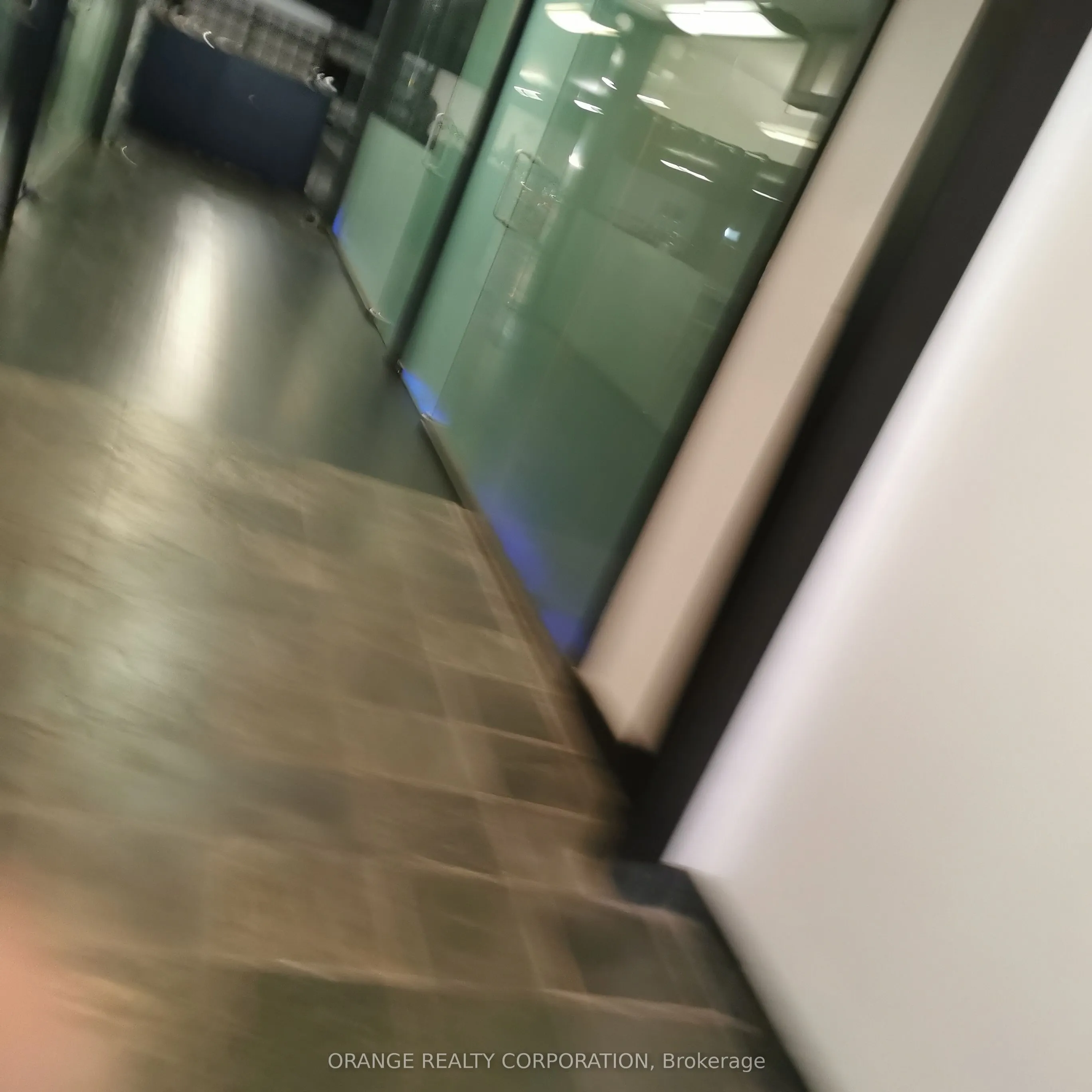 3301 lake shore Boulevard W #101