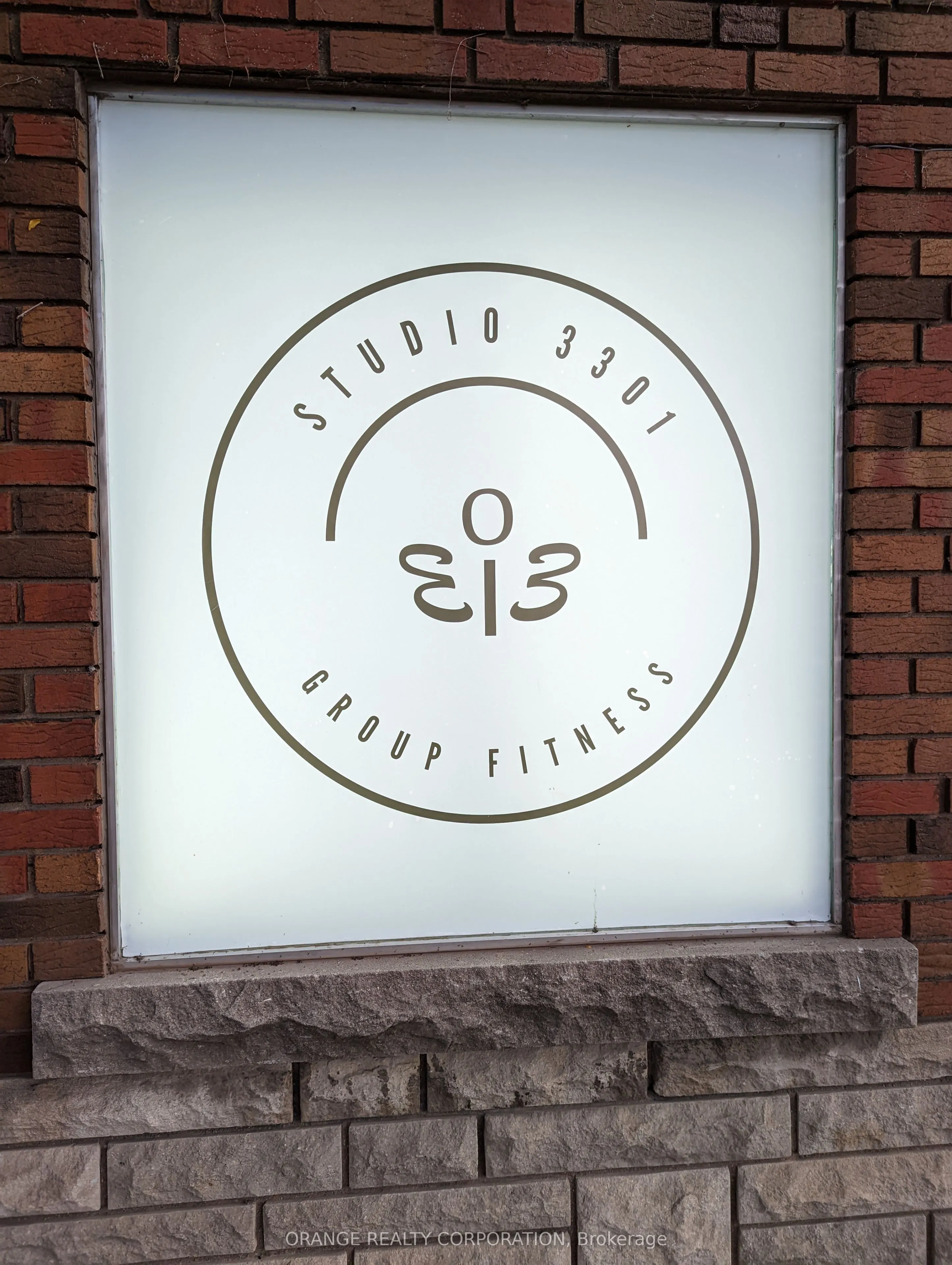 3301 lake shore Boulevard W #101