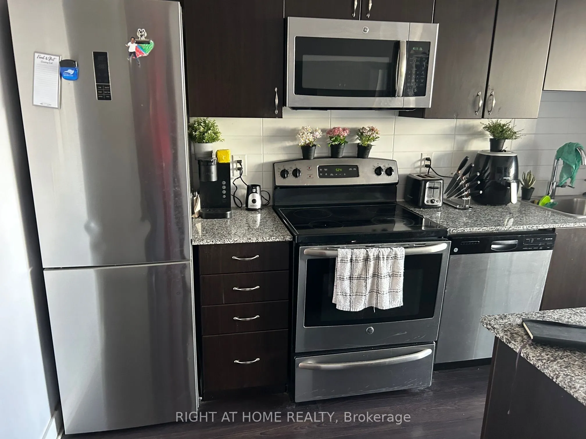 11 Superior Avenue #810