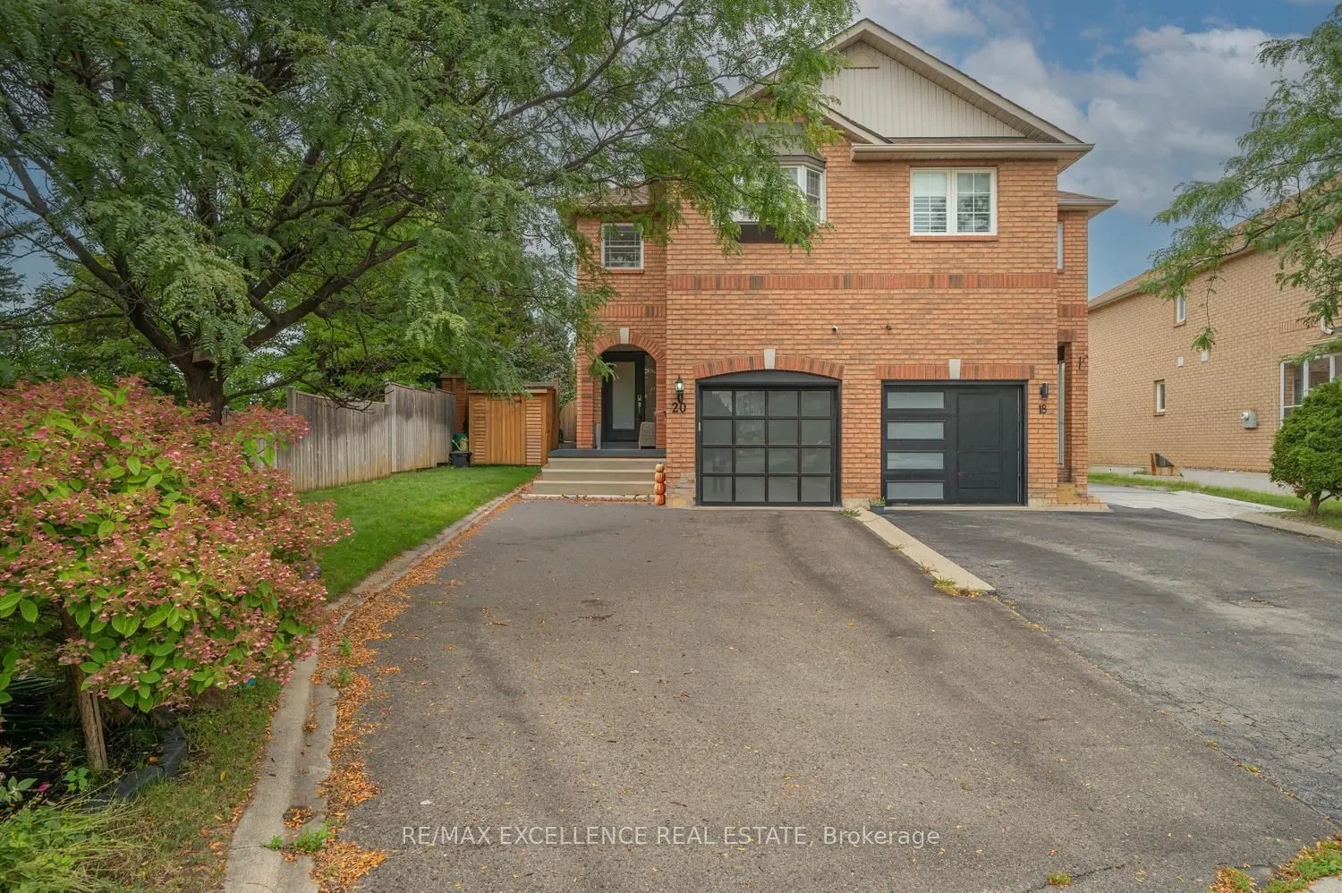 20 Manett Crescent