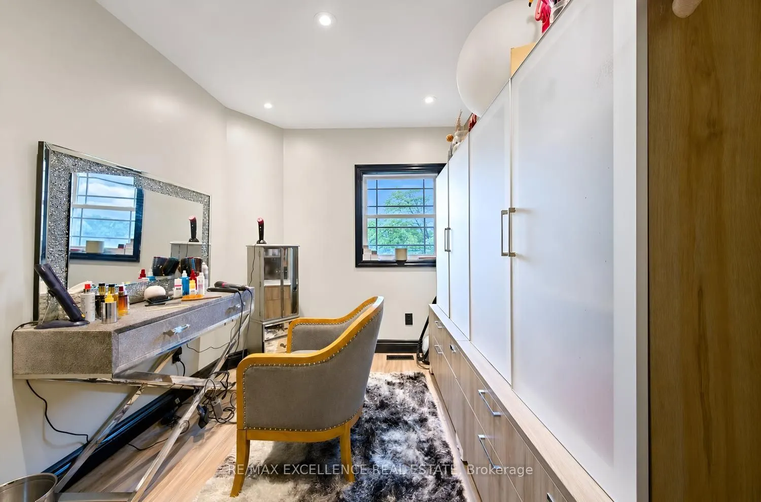 20 Manett Crescent